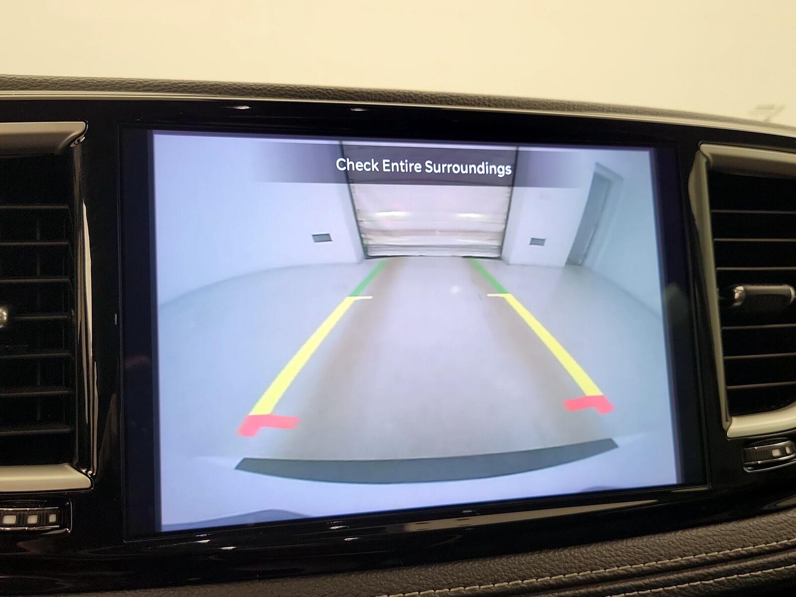 2024 Chrysler Pacifica PHEV Select - Photo 16