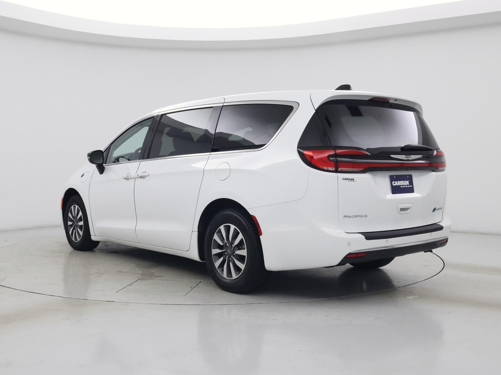 2024 Chrysler Pacifica PHEV Select - Photo 3