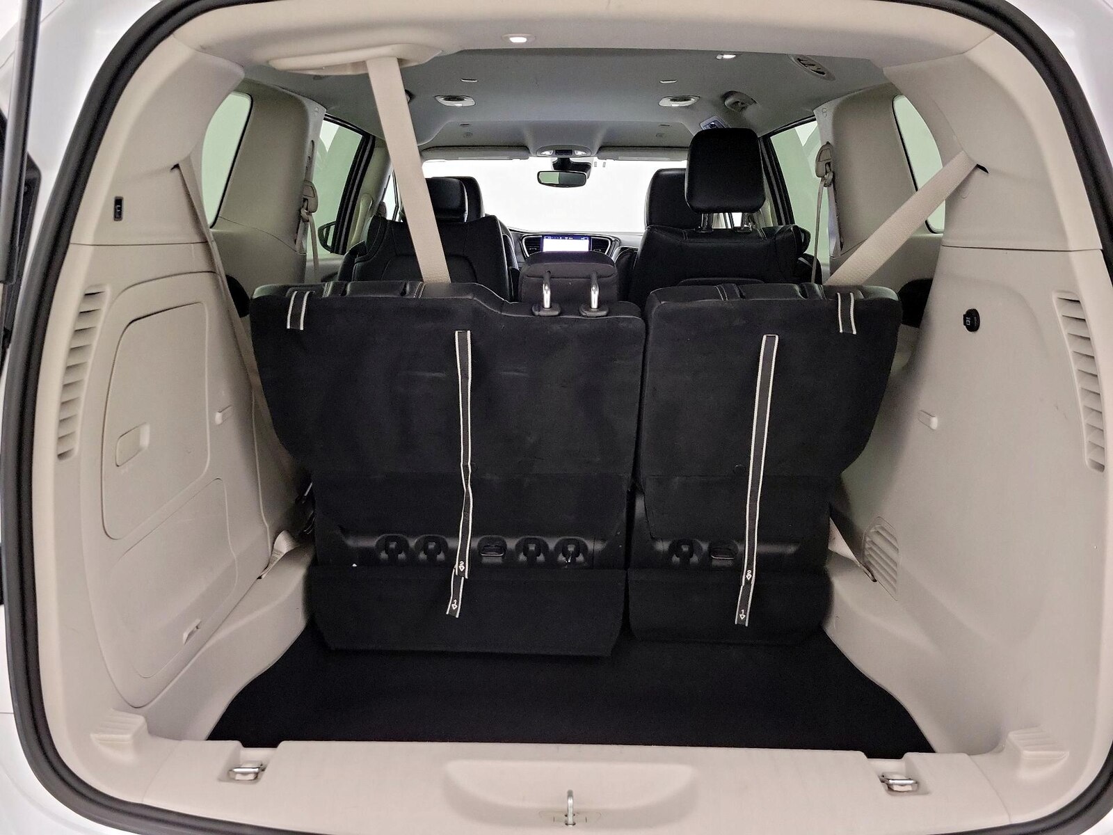 2024 Chrysler Pacifica PHEV Select - Photo 23