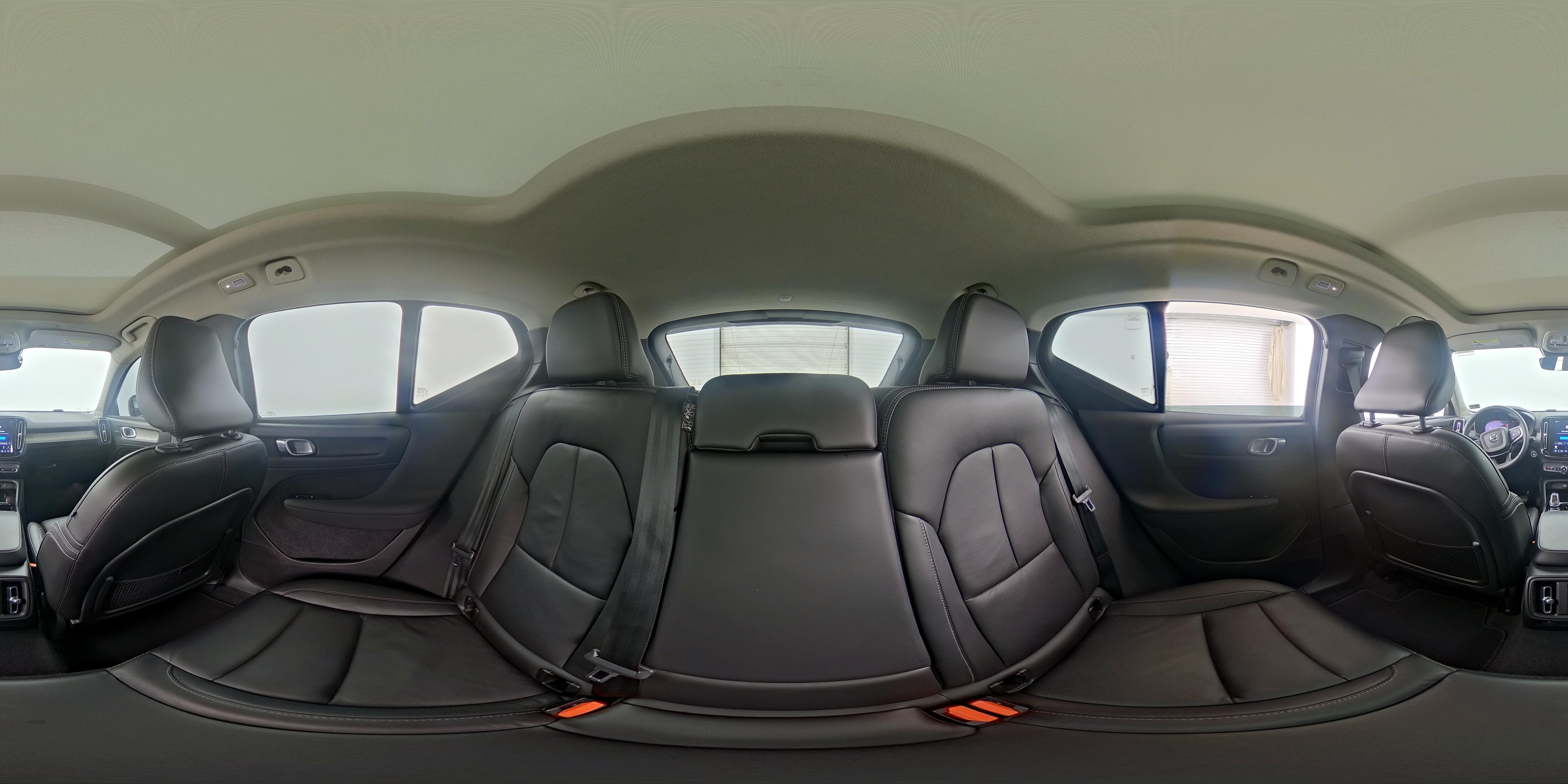 2023 Volvo XC40 Ultimate - Photo 26