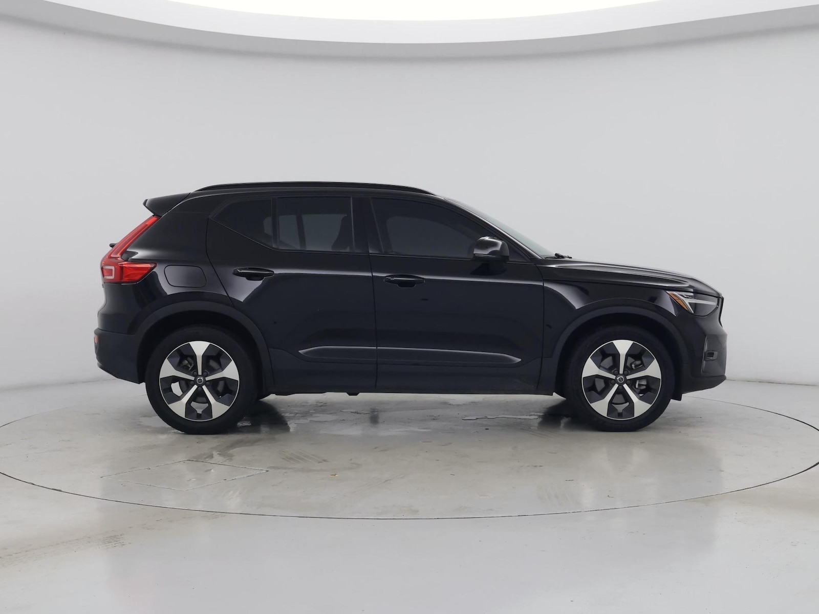2023 Volvo XC40 Ultimate - Photo 8
