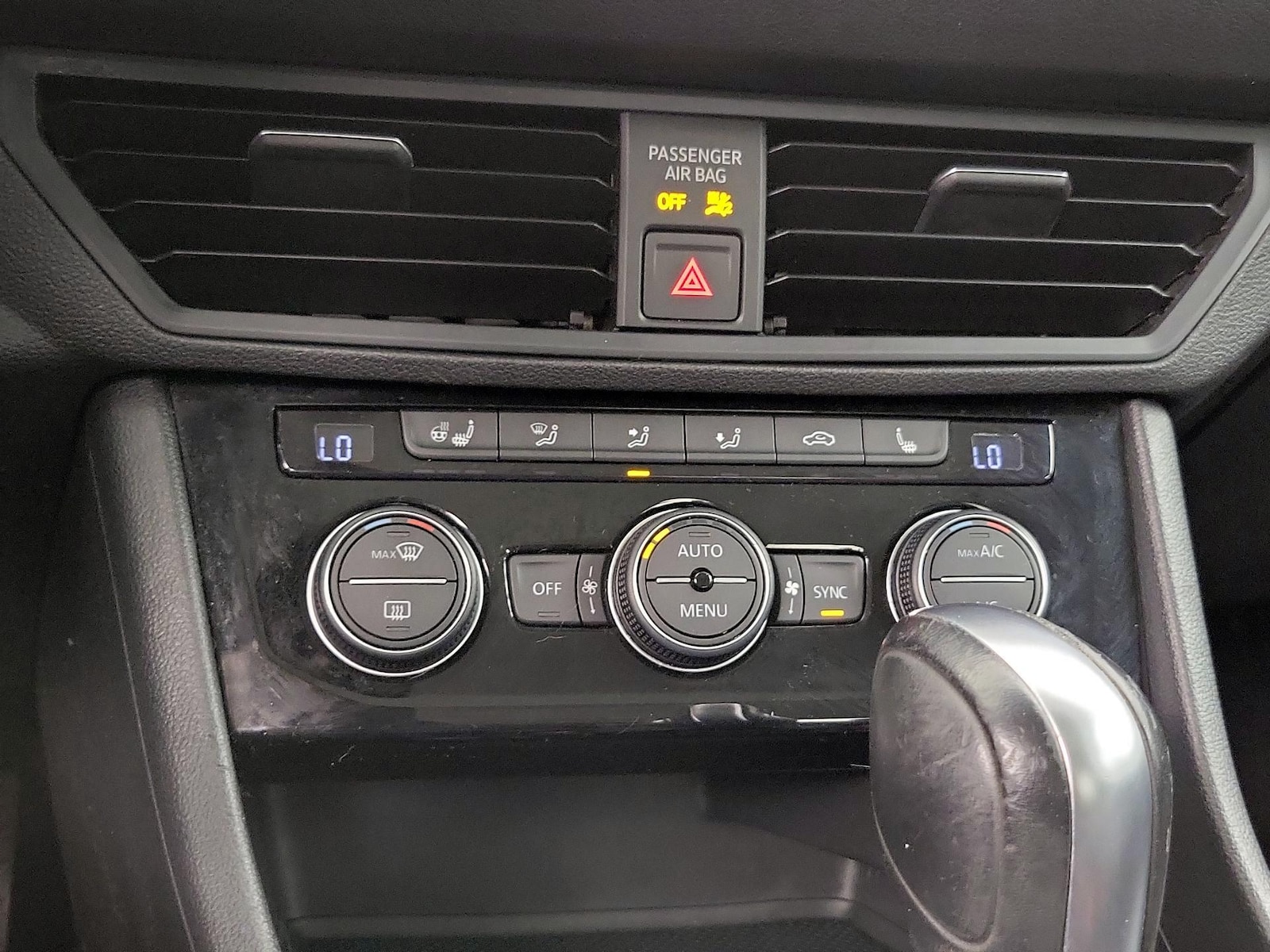 2019 Volkswagen Jetta SE - Photo 17