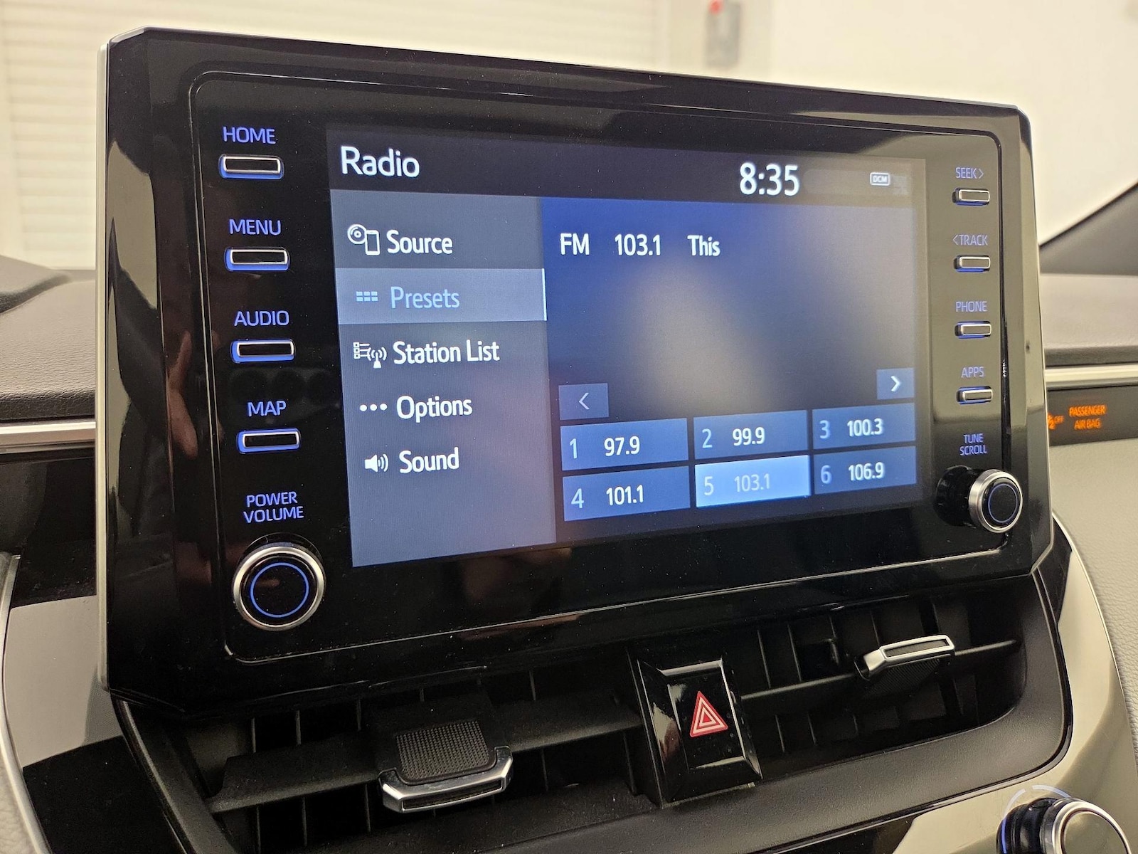 2020 Toyota Corolla SE - Photo 16