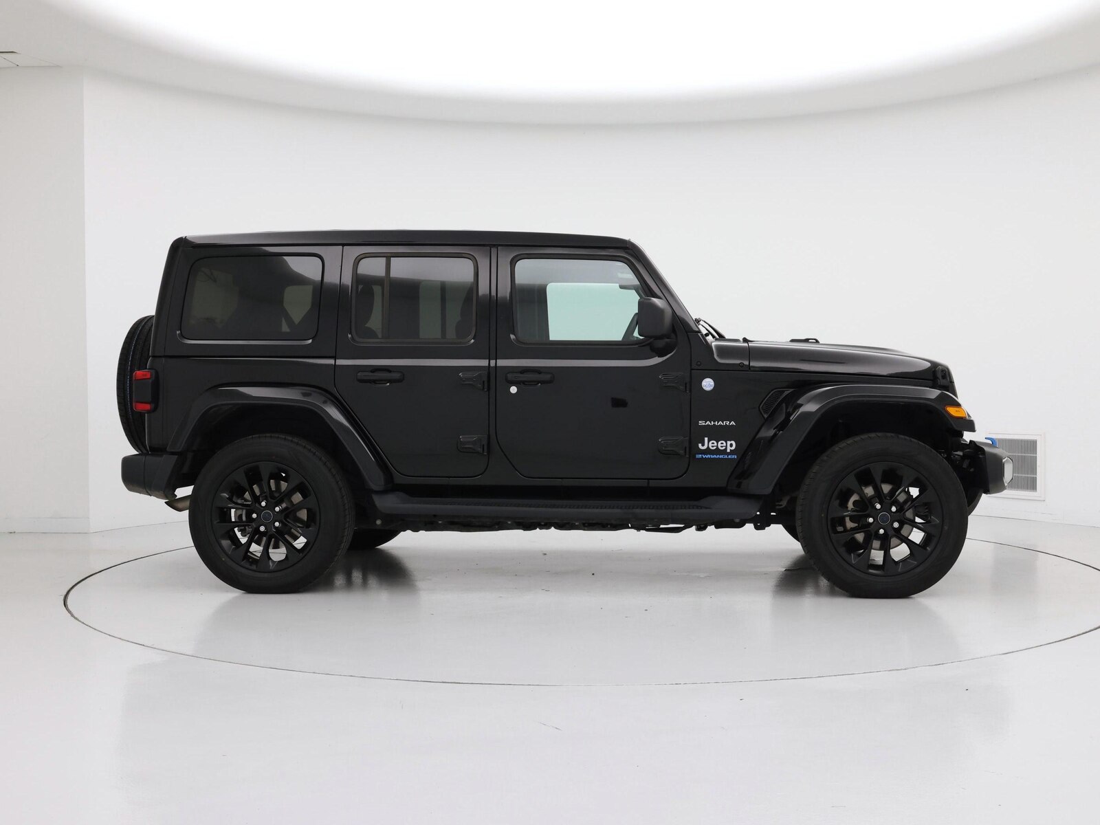 2024 Jeep Wrangler 4xe Sahara 4XE - Photo 8