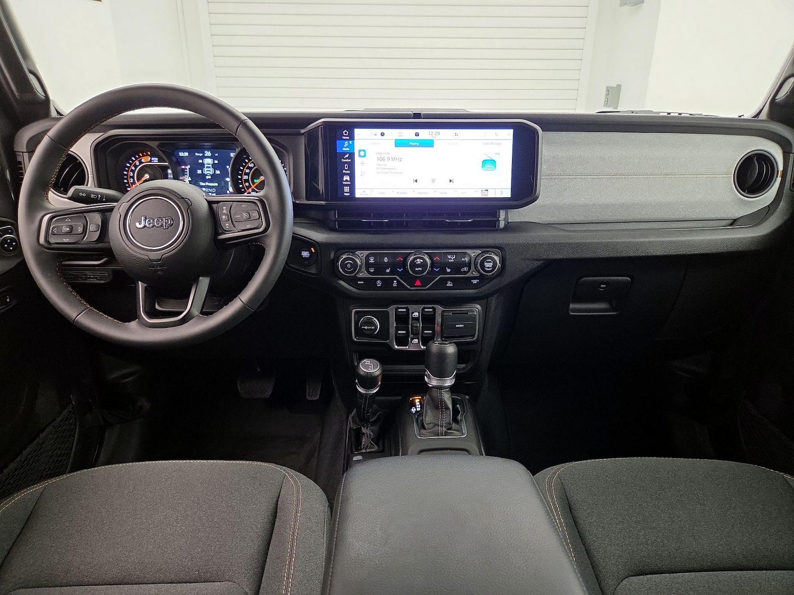 2024 Jeep Wrangler 4-Door Sport S - Photo 10