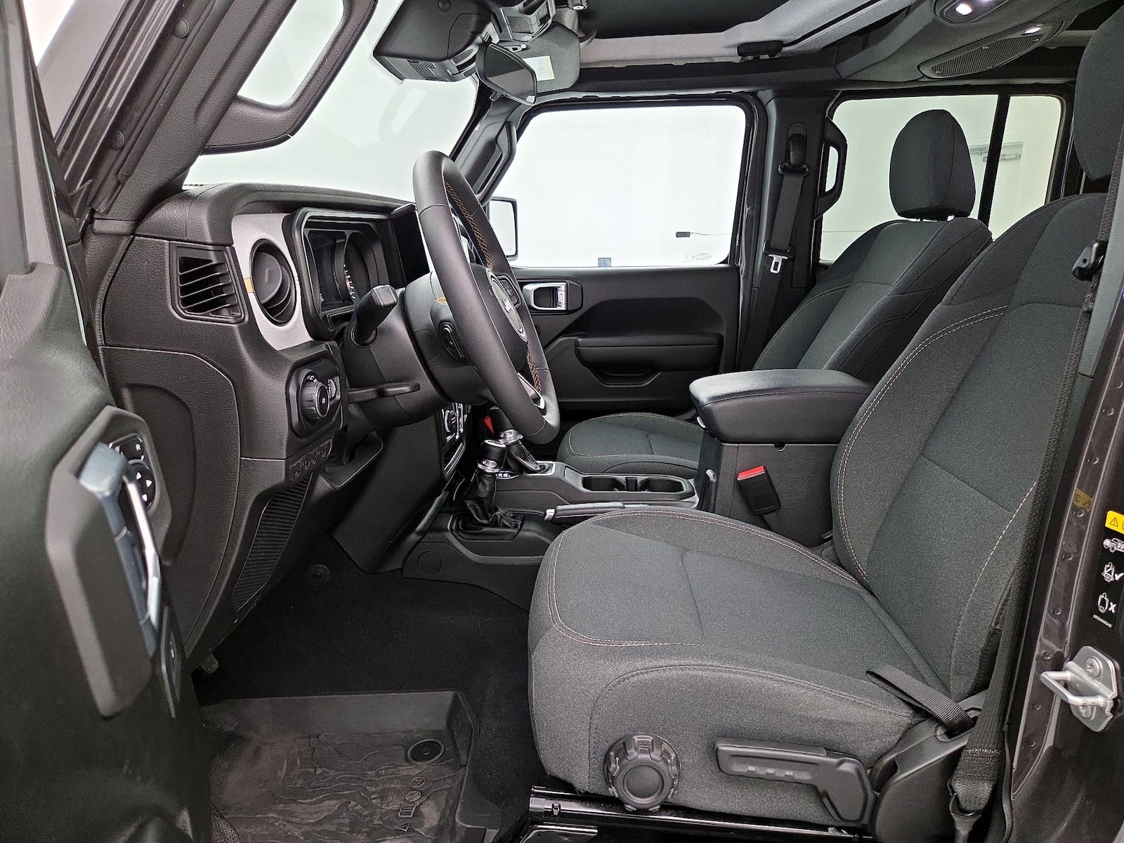 2024 Jeep Wrangler 4-Door Sport S - Photo 12