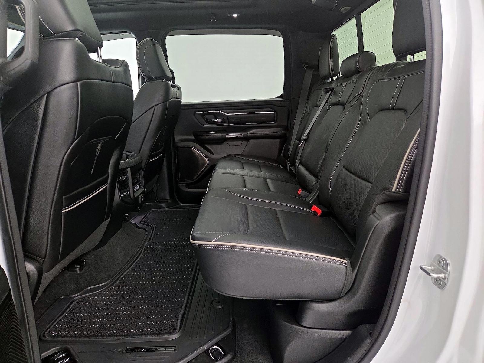 Rear A/C Seat(s)