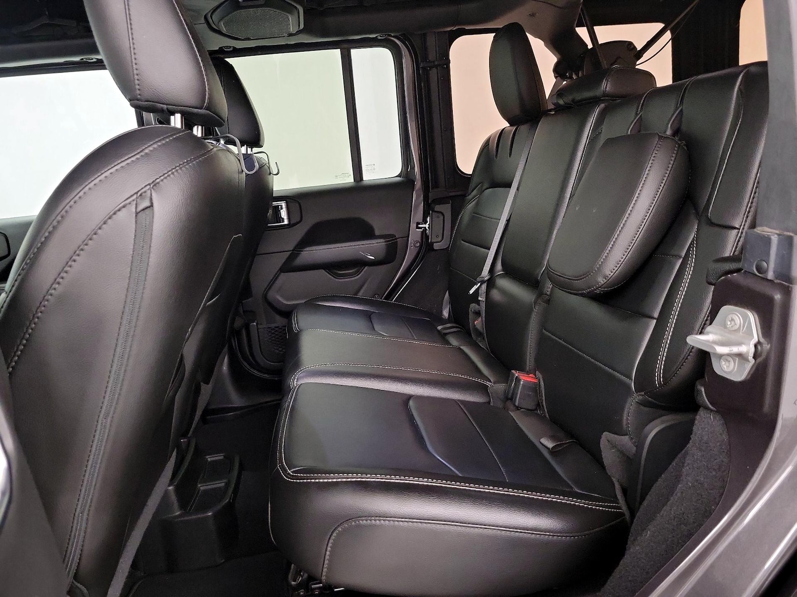 2021 Jeep Wrangler Unlimited Sahara 4XE - Photo 21