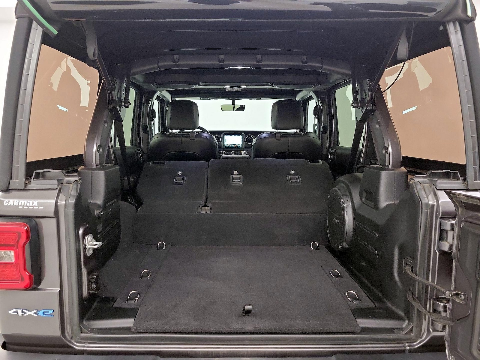 2021 Jeep Wrangler Unlimited Sahara 4XE - Photo 23