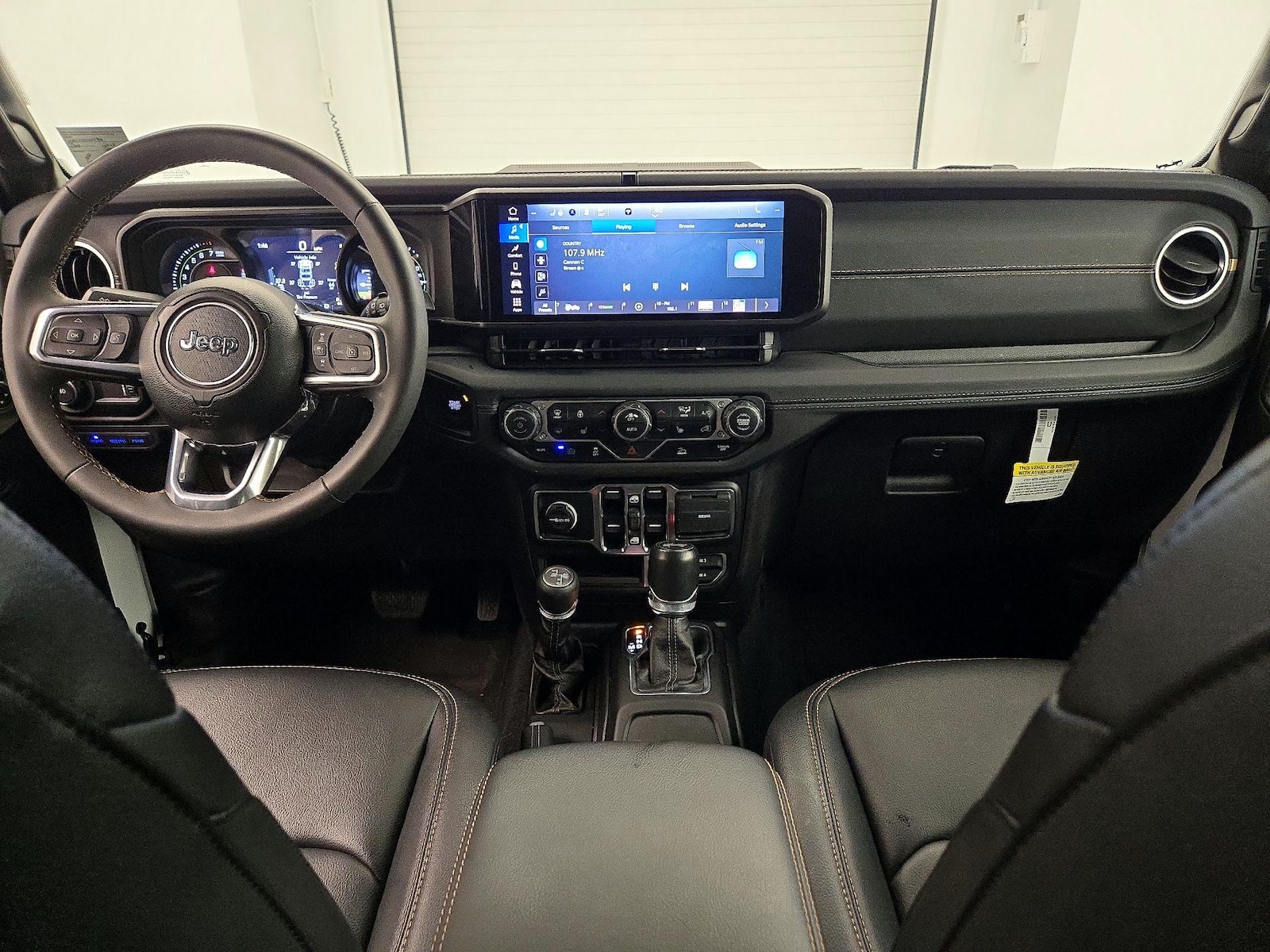 Apple CarPlay® & Android Auto™