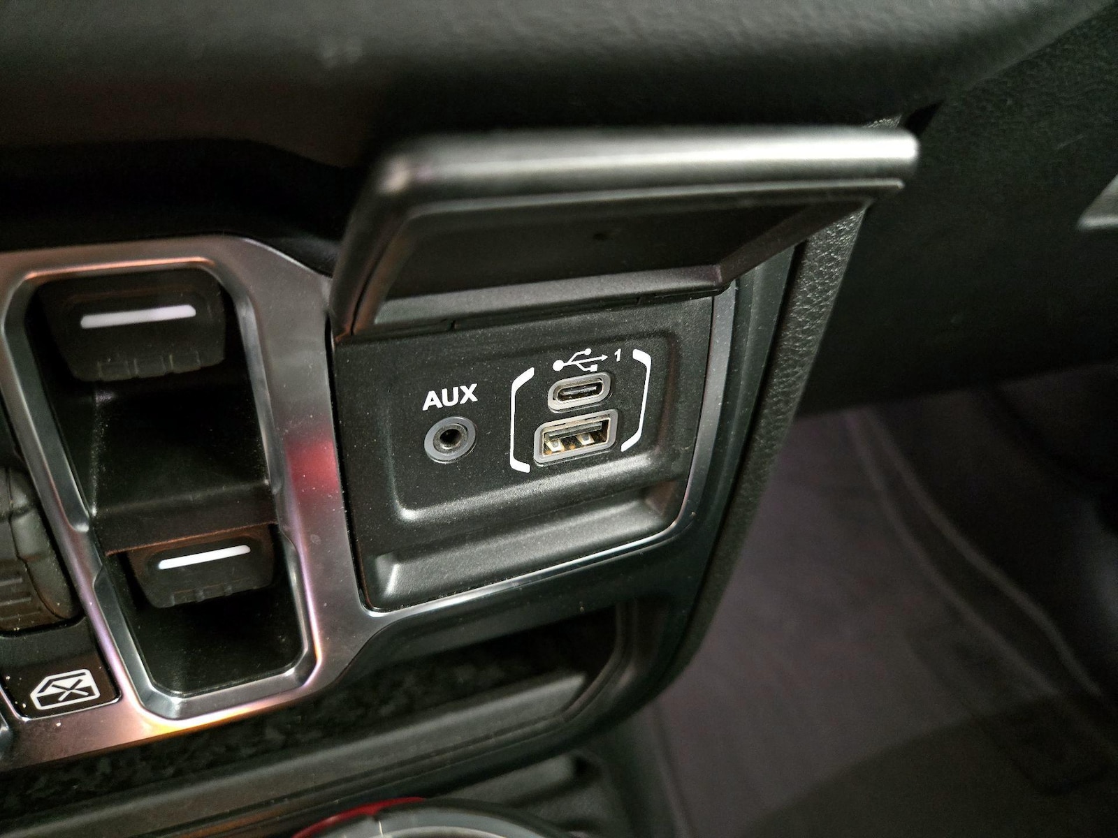2024 Jeep Wrangler 4xe Sahara 4XE - Photo 20
