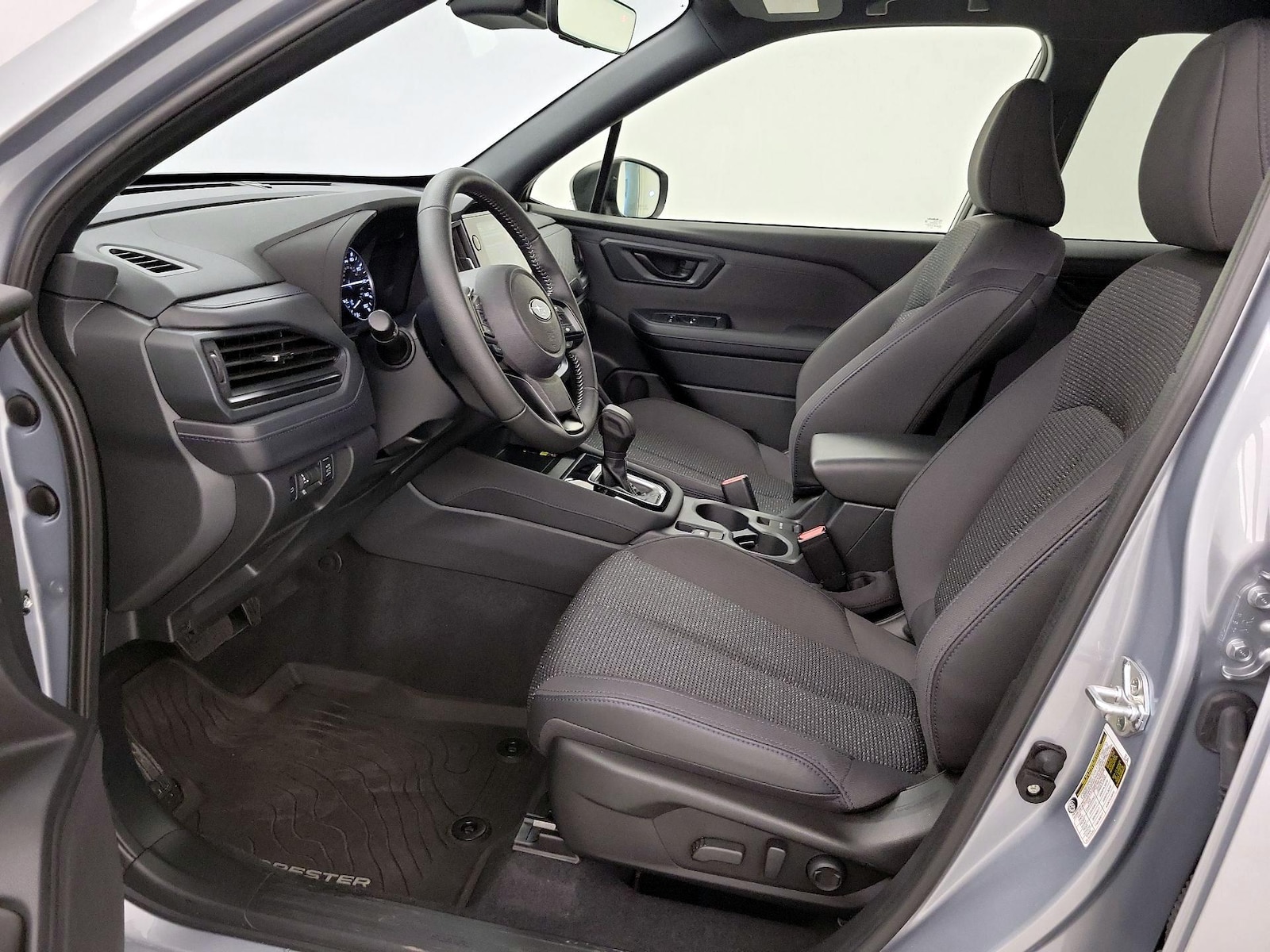 2025 Subaru Forester Premium - Photo 12