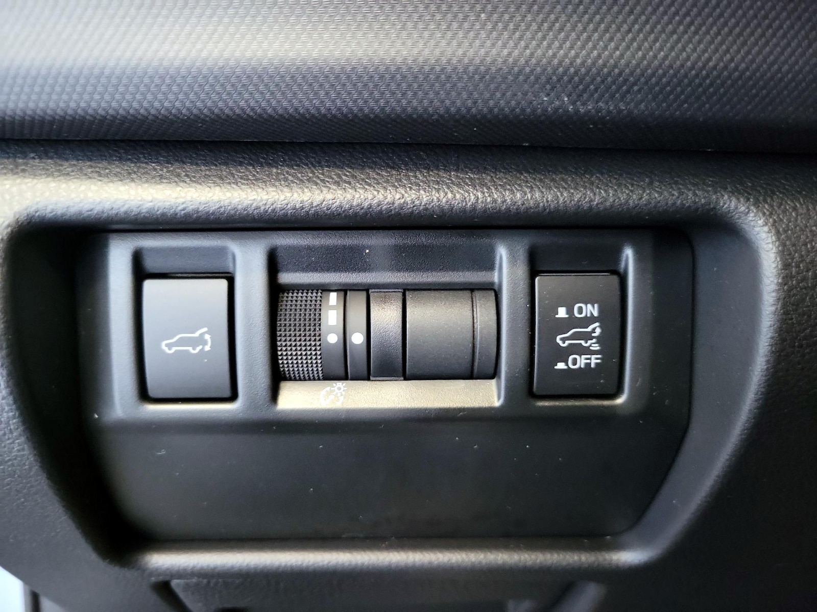 2025 Subaru Forester Premium - Photo 14