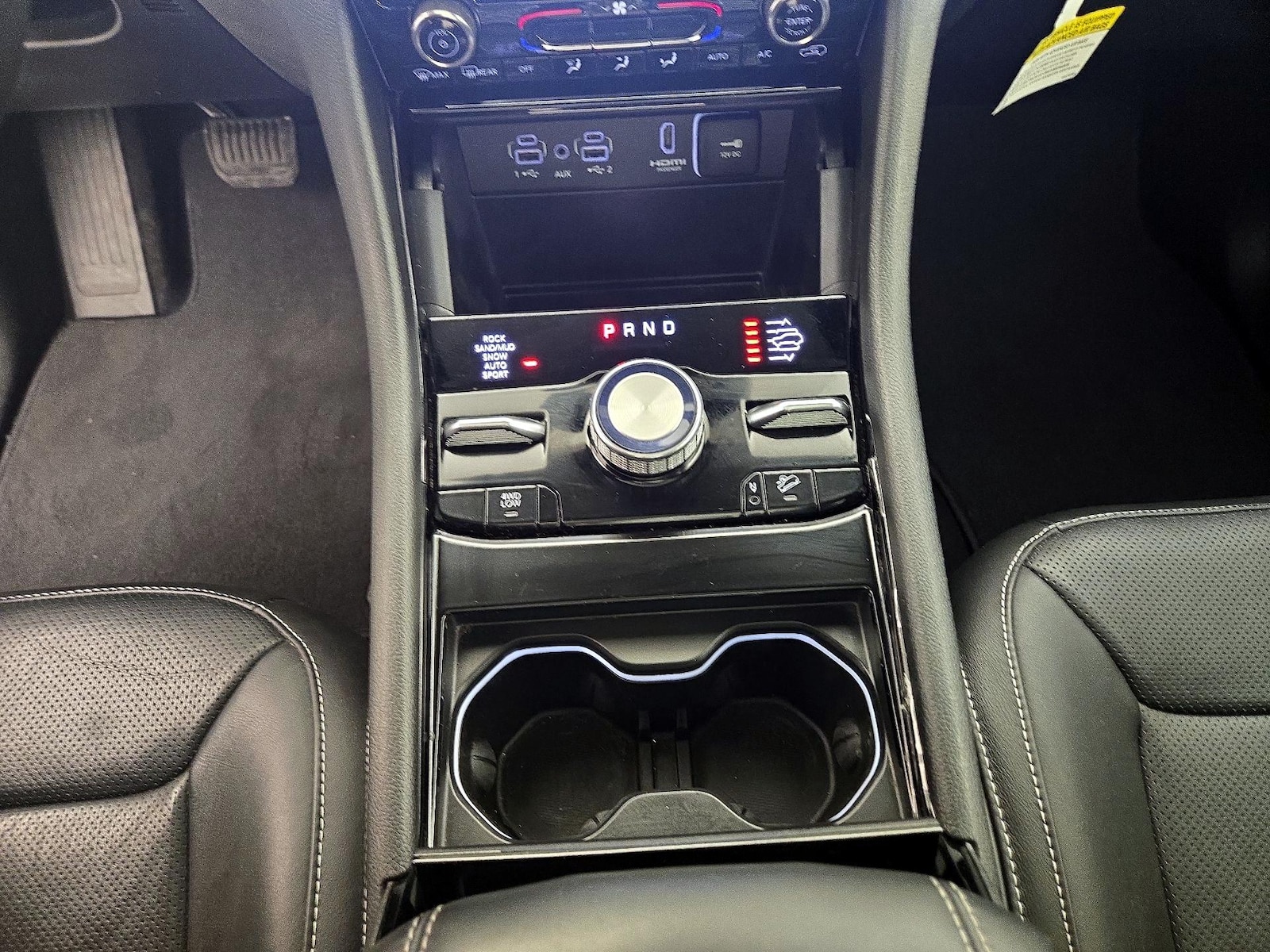 2023 Jeep Grand Cherokee Overland 4xe - Photo 19