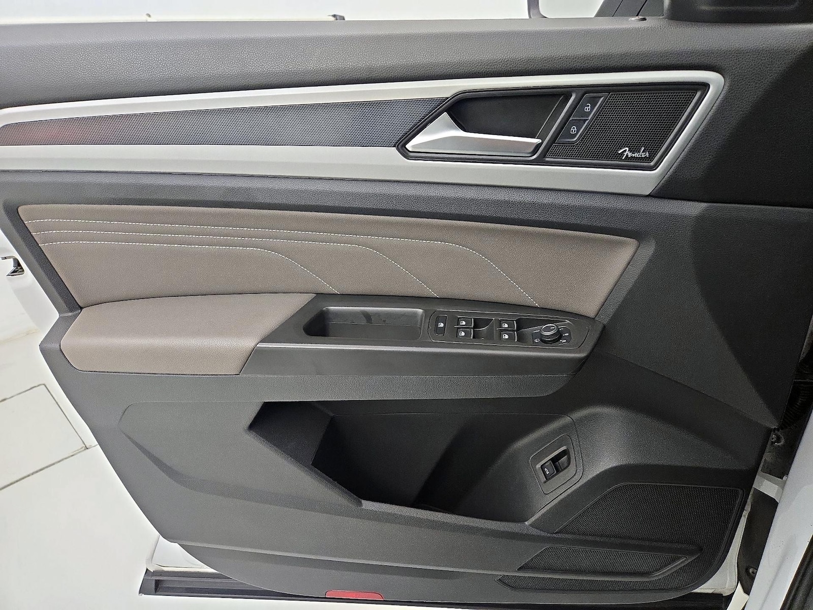 2023 Volkswagen Atlas Cross Sport SEL Premium R-Line - Photo 13
