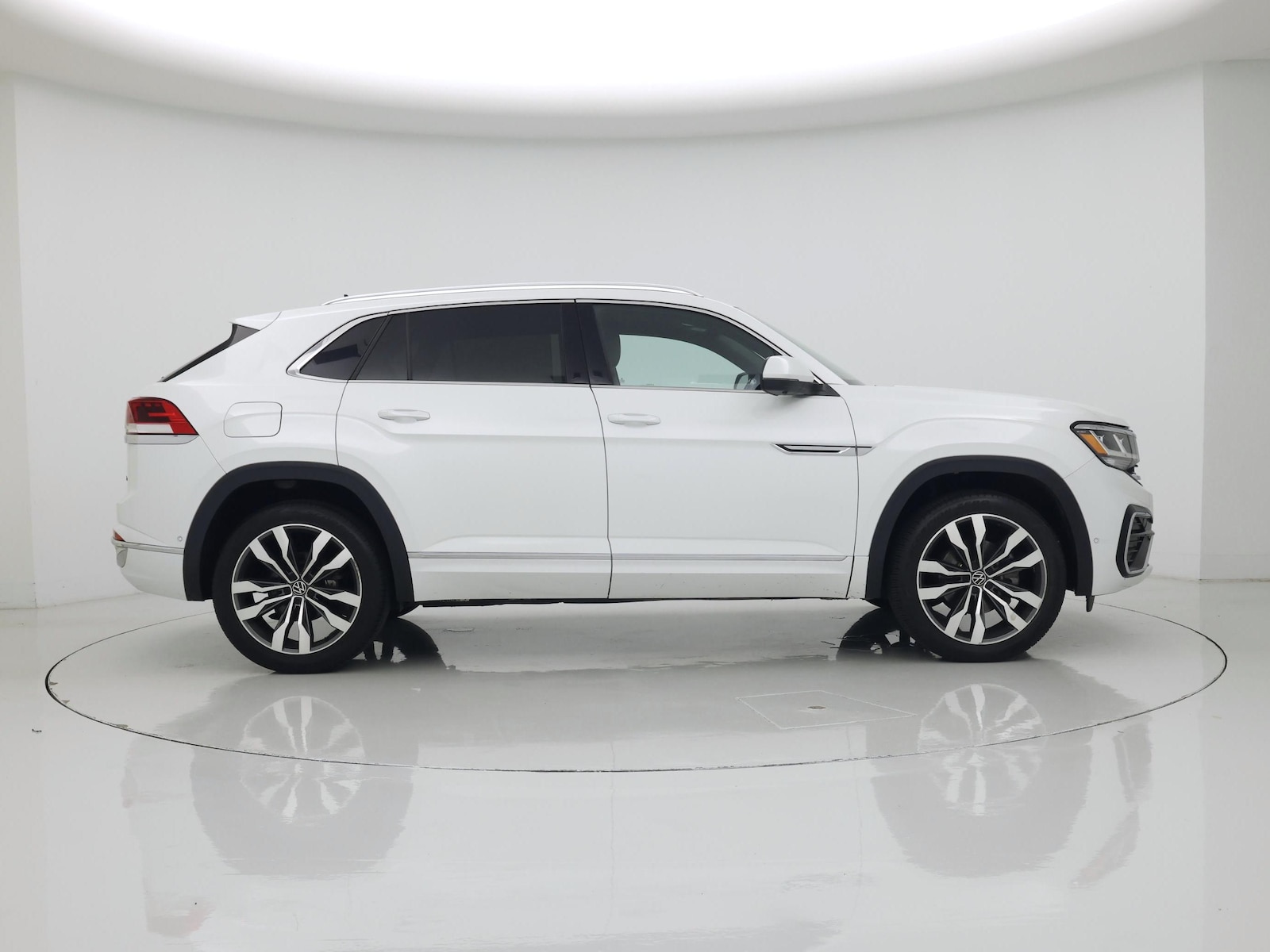 2023 Volkswagen Atlas Cross Sport SEL Premium R-Line - Photo 8