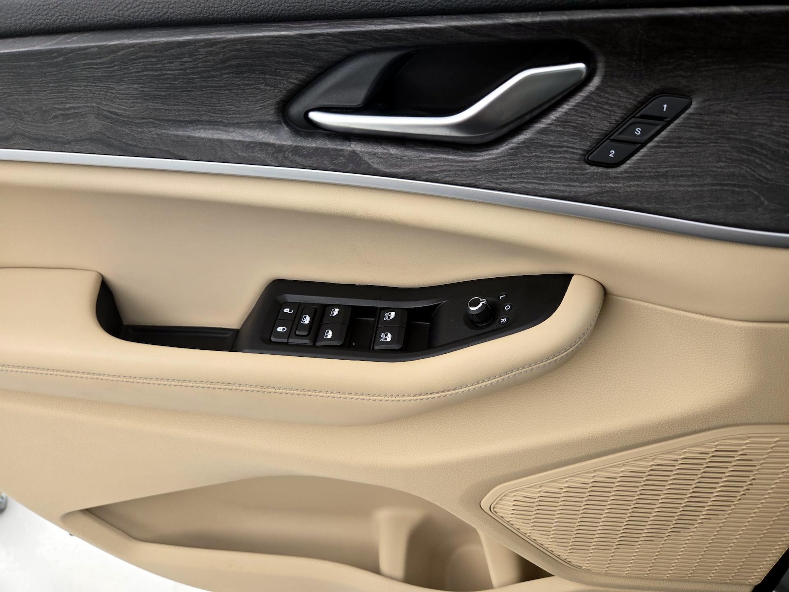 2023 Jeep Grand Cherokee Limited - Photo 13
