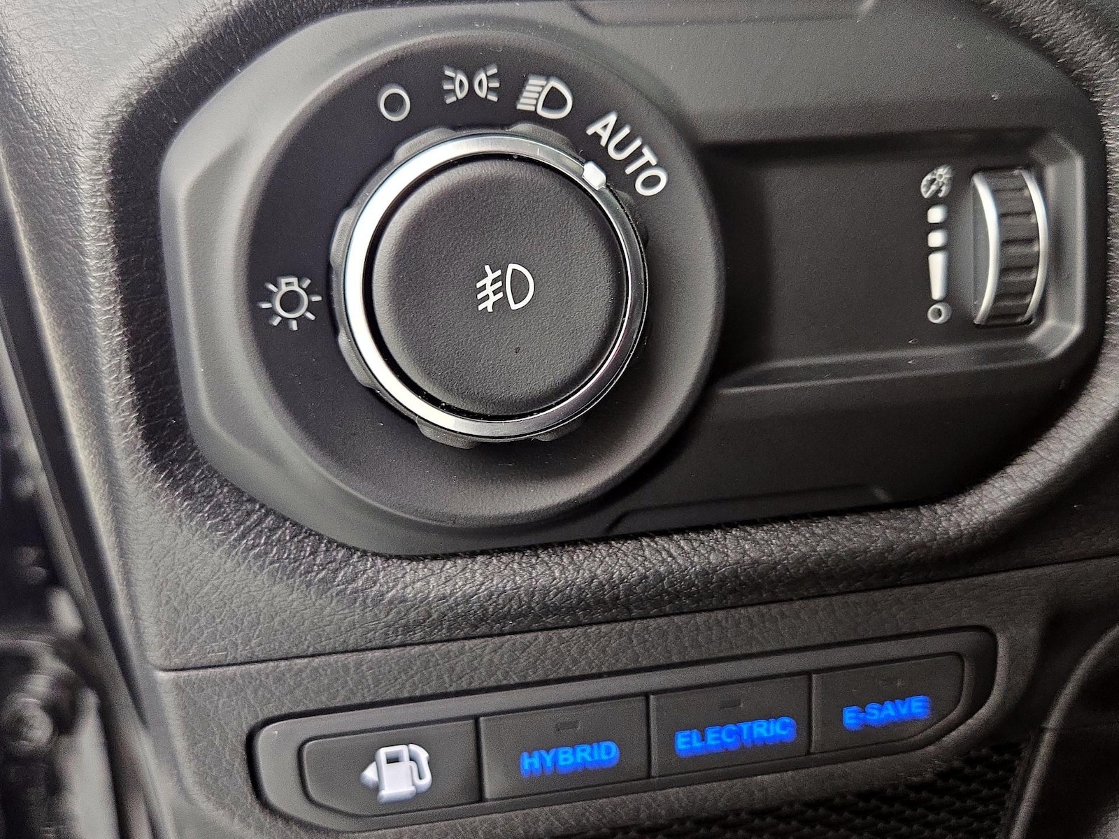 2024 Jeep Wrangler 4xe Willys 4XE - Photo 14