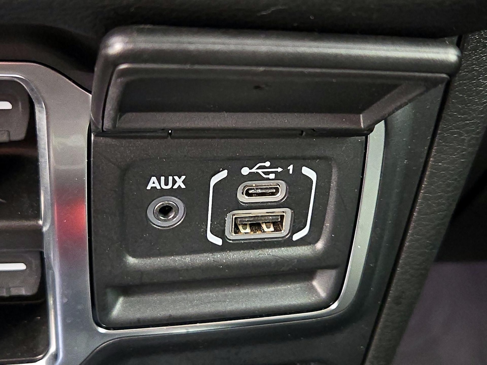 2024 Jeep Wrangler 4xe Willys 4XE - Photo 19