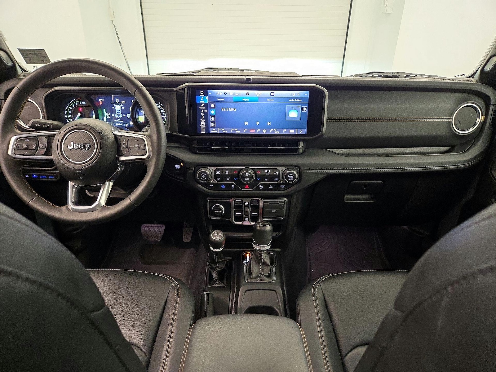 2024 Jeep Wrangler 4xe Sahara 4XE - Photo 10
