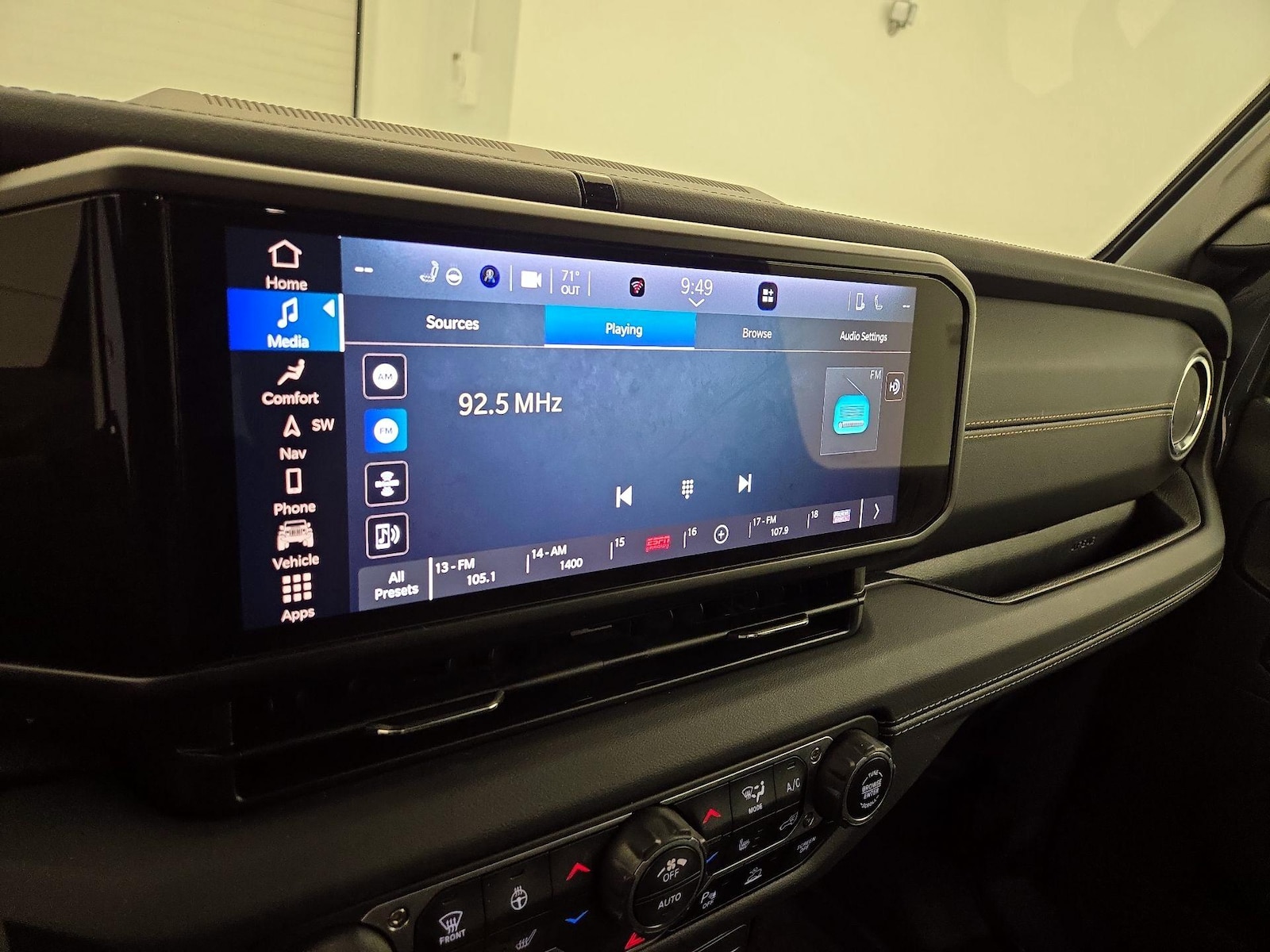 2024 Jeep Wrangler 4xe Sahara 4XE - Photo 17