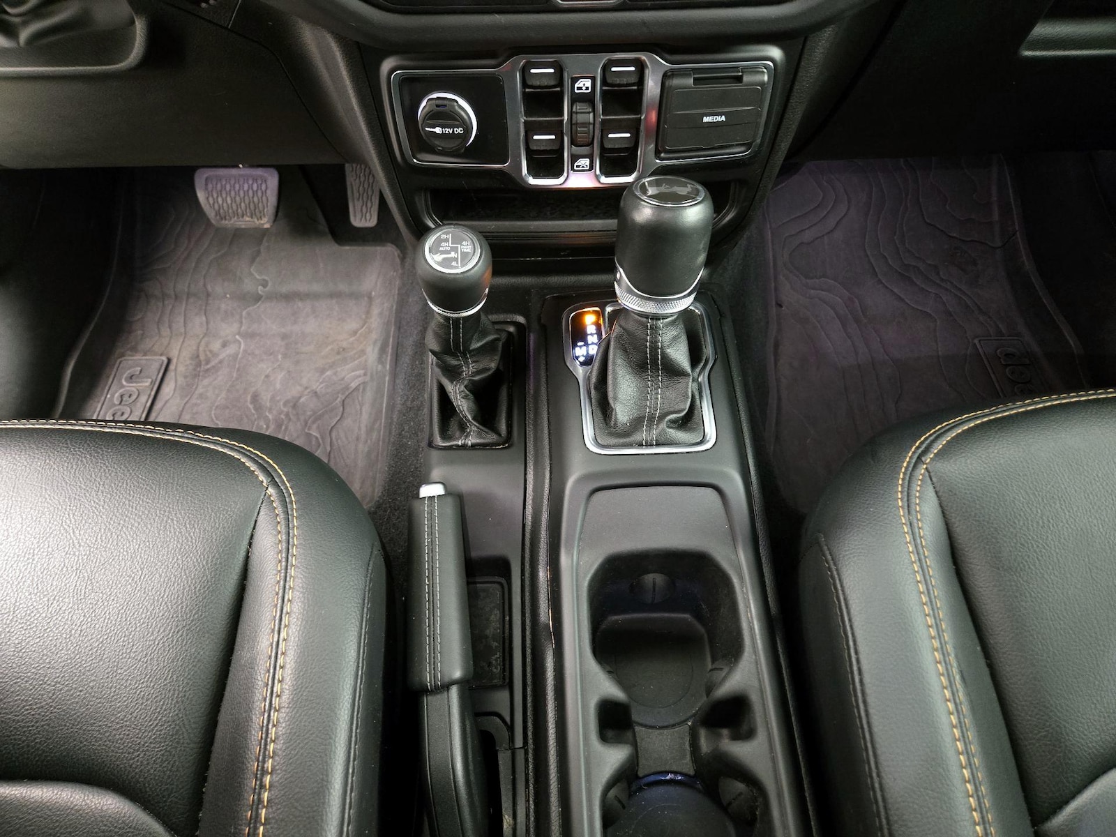 2024 Jeep Wrangler 4xe Sahara 4XE - Photo 19