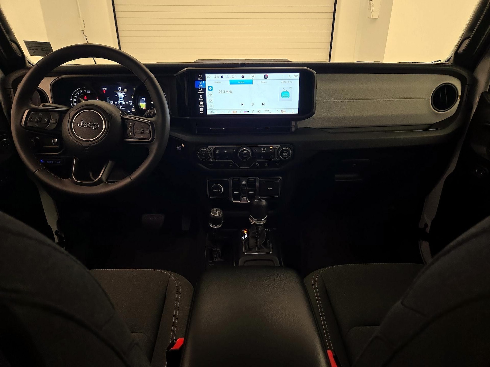 Apple CarPlay® & Android Auto™