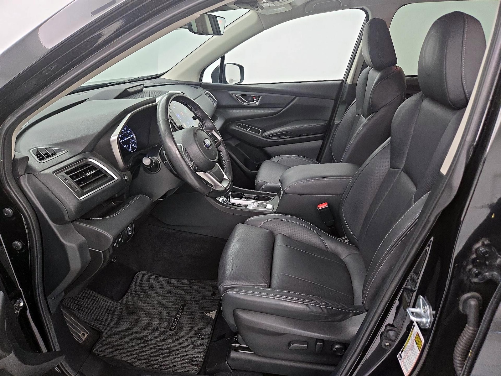 2023 Subaru Ascent Limited - Photo 12