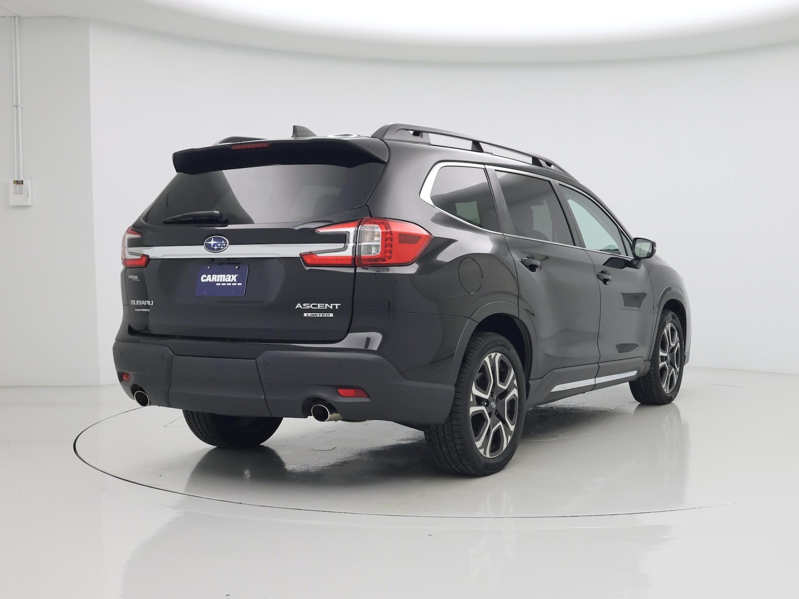 2023 Subaru Ascent Limited - Photo 9