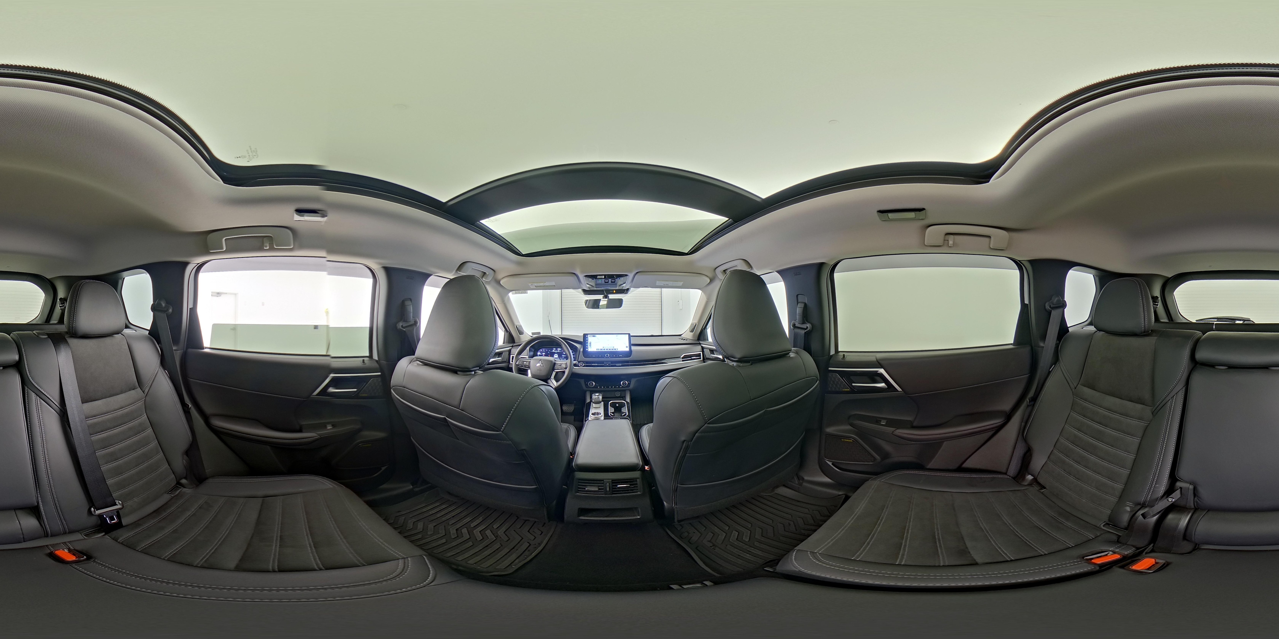 2025 Mitsubishi Outlander SE - Photo 28