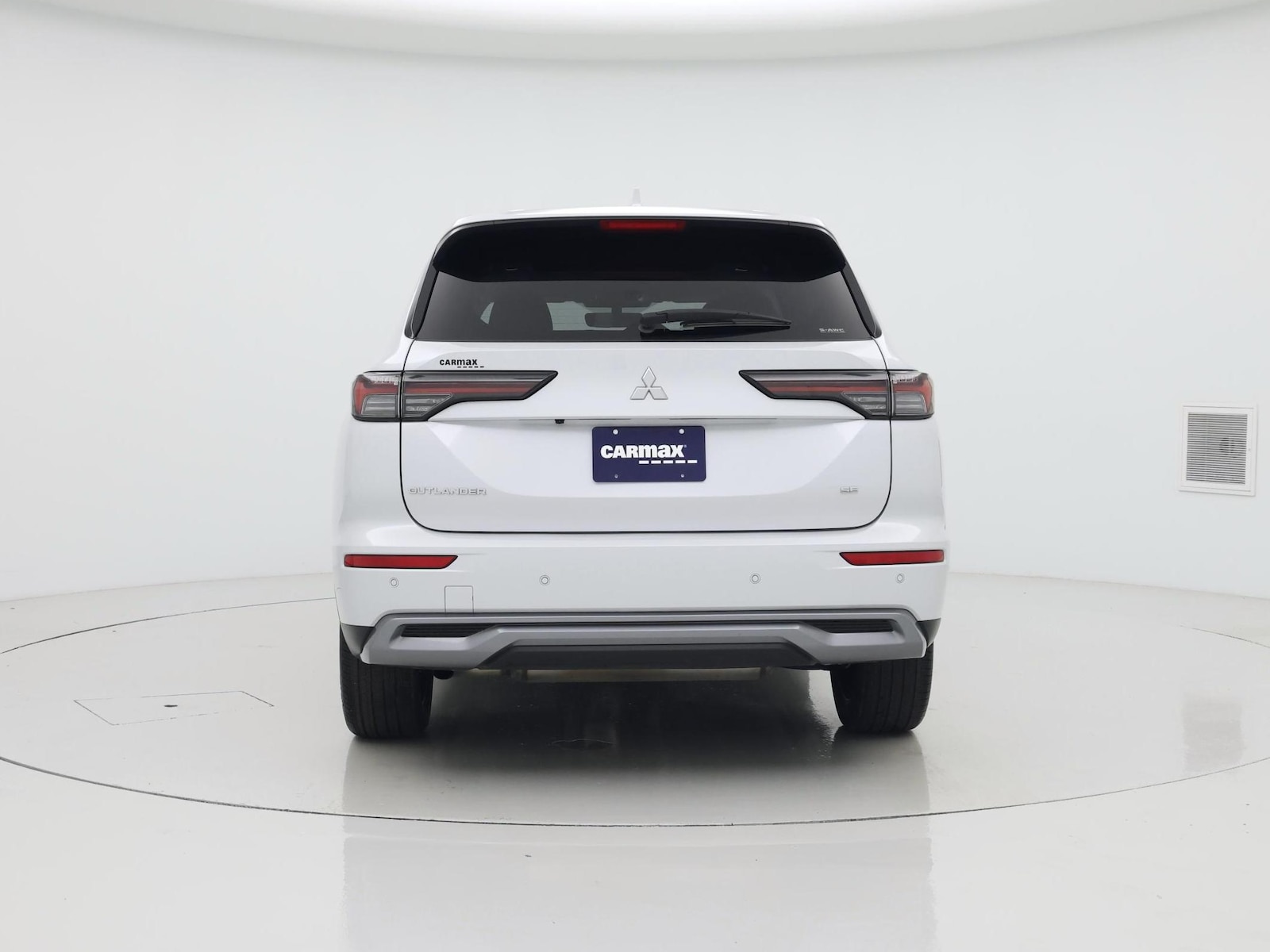 2025 Mitsubishi Outlander SE - Photo 7