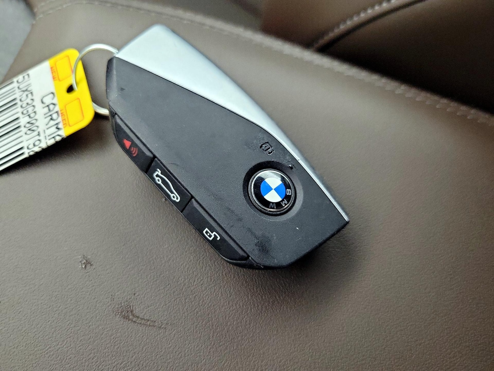 2026 BMW X3 30 - Photo 23