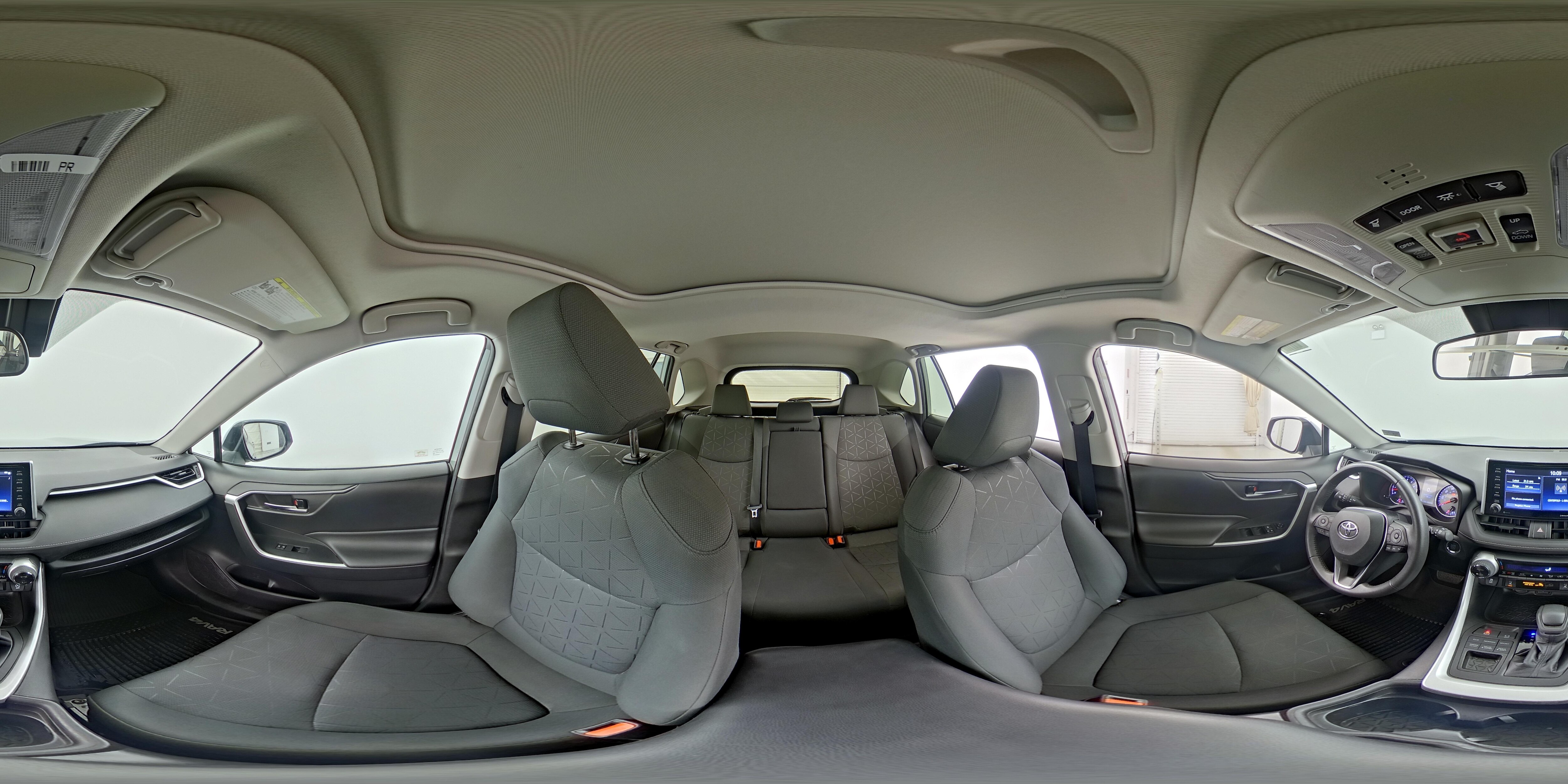 2021 Toyota RAV4 XLE - Photo 25
