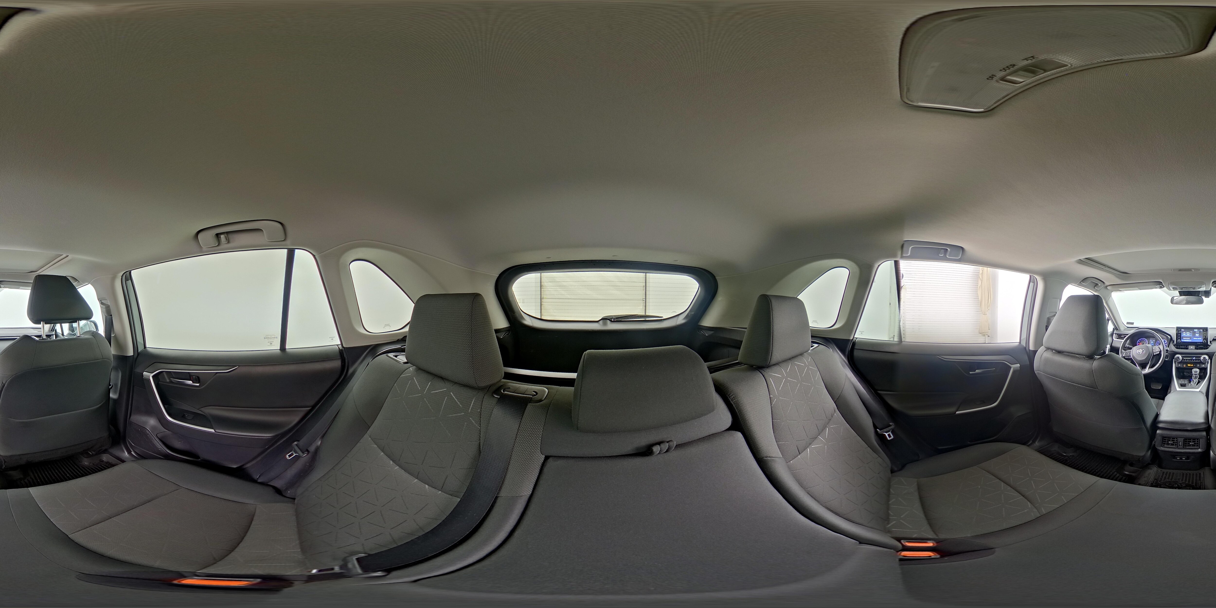 2021 Toyota RAV4 XLE - Photo 26