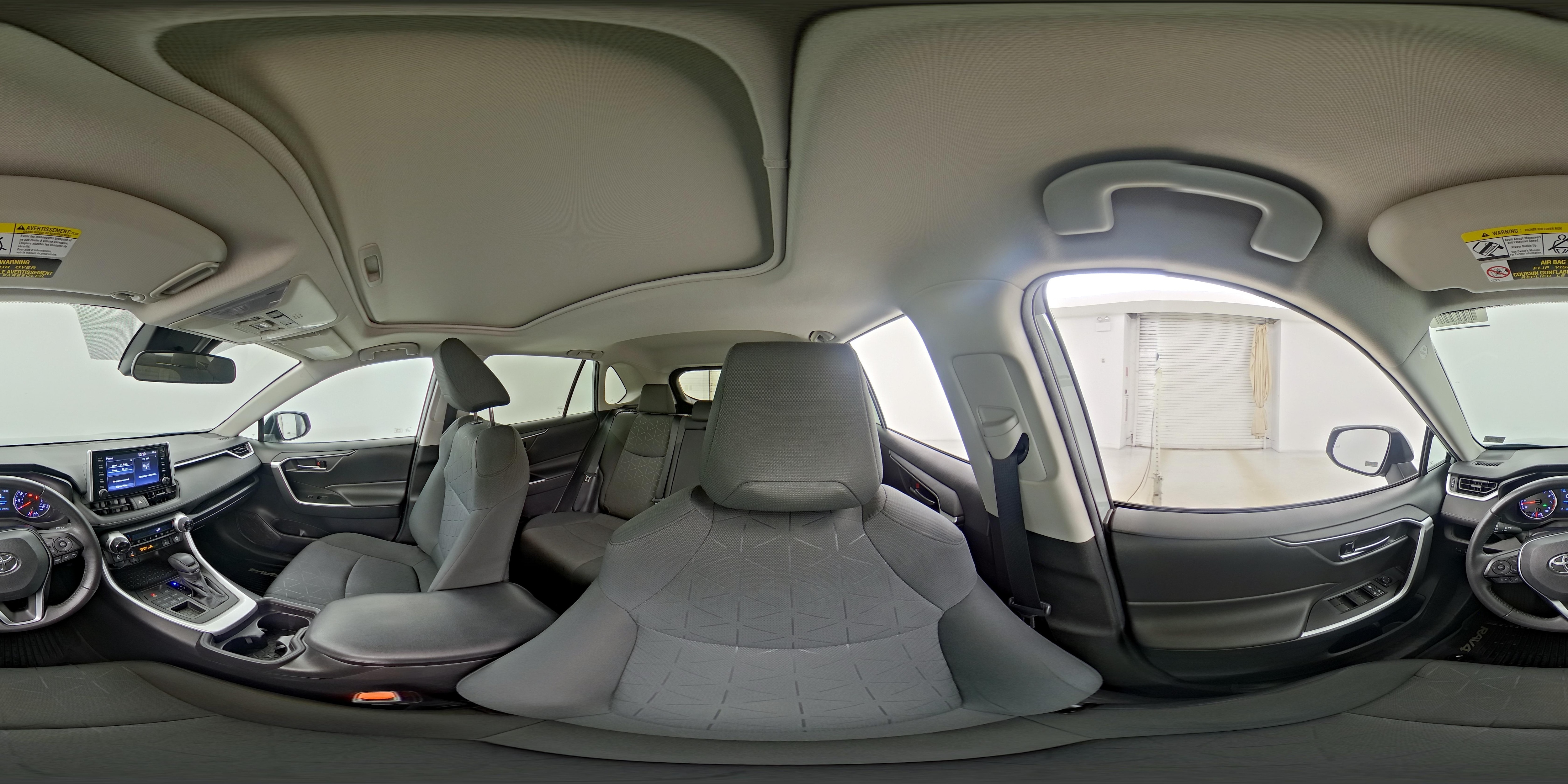 2021 Toyota RAV4 XLE - Photo 27