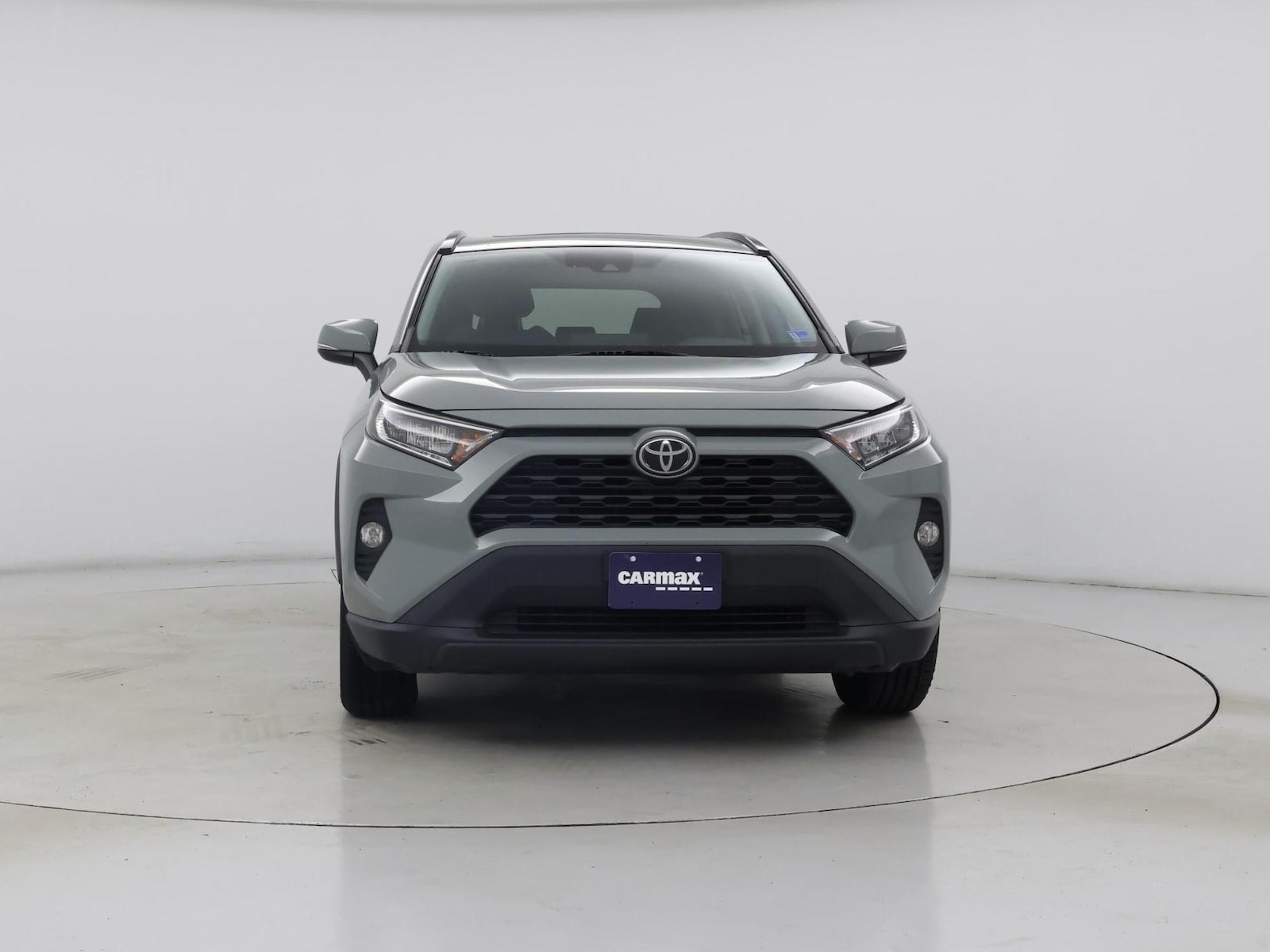 2021 Toyota RAV4 XLE - Photo 6