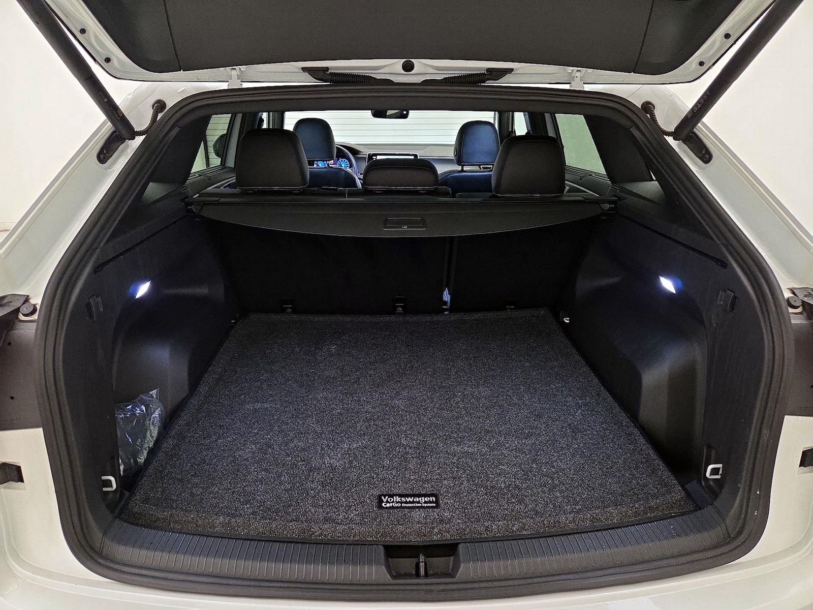 2024 Volkswagen Atlas Cross Sport SEL R-LINE - Photo 22