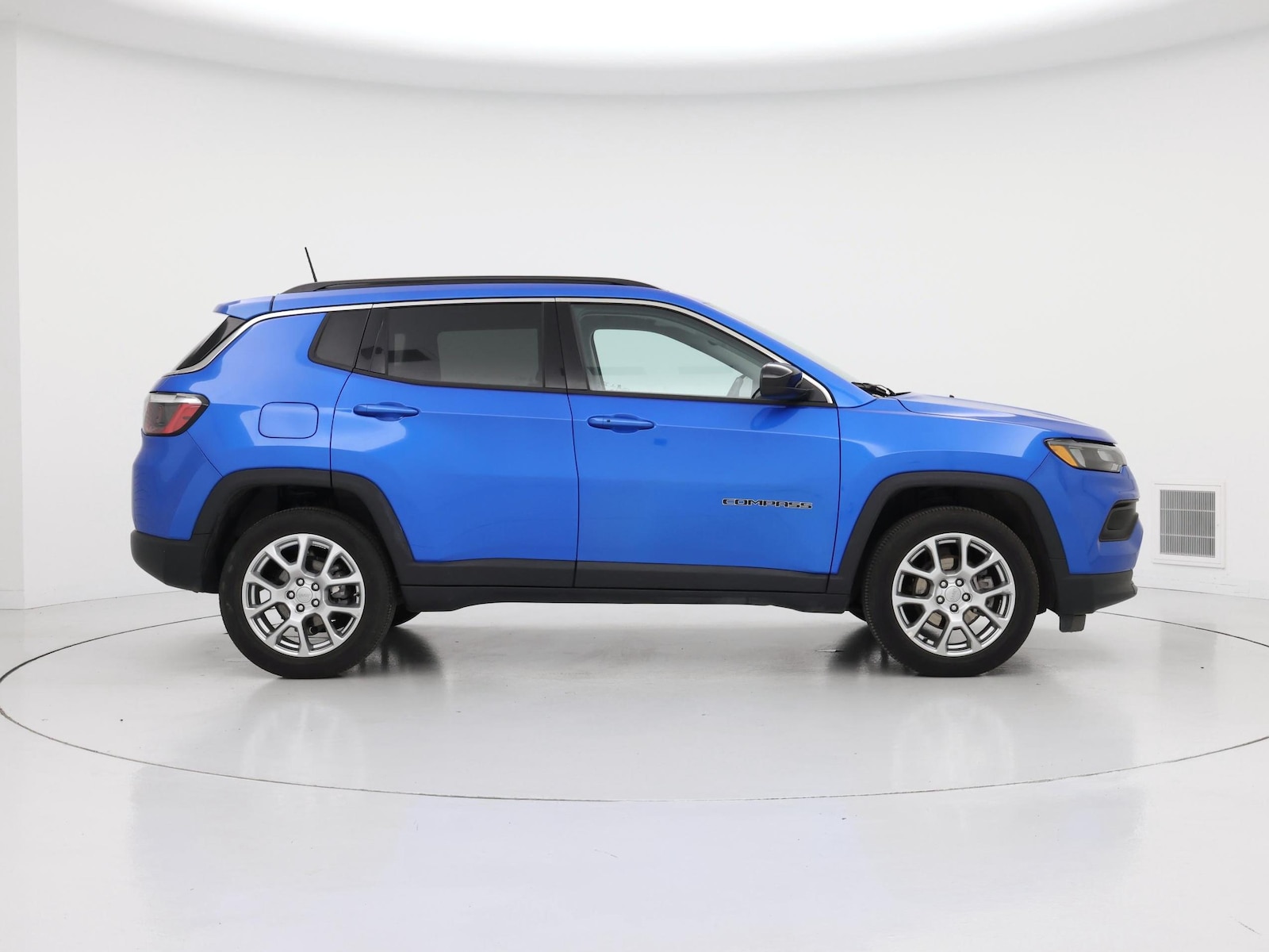 2022 Jeep Compass Latitude Lux - Photo 8