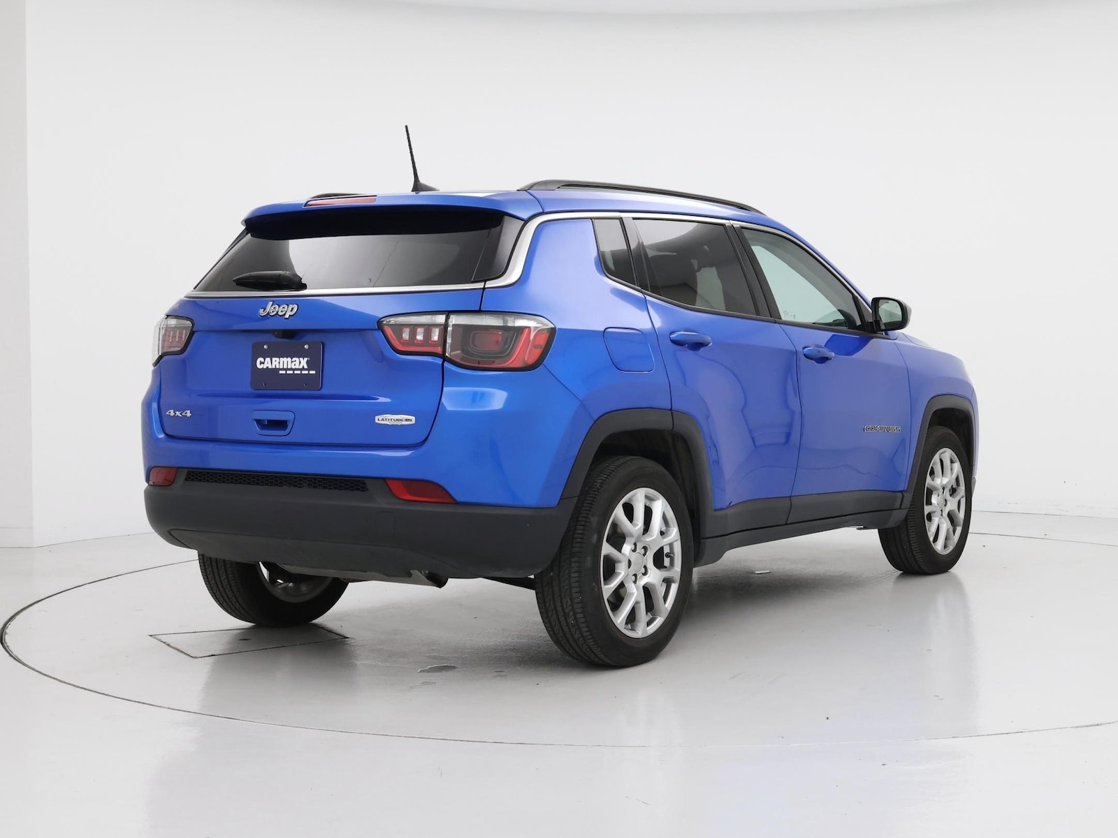 2022 Jeep Compass Latitude Lux - Photo 9