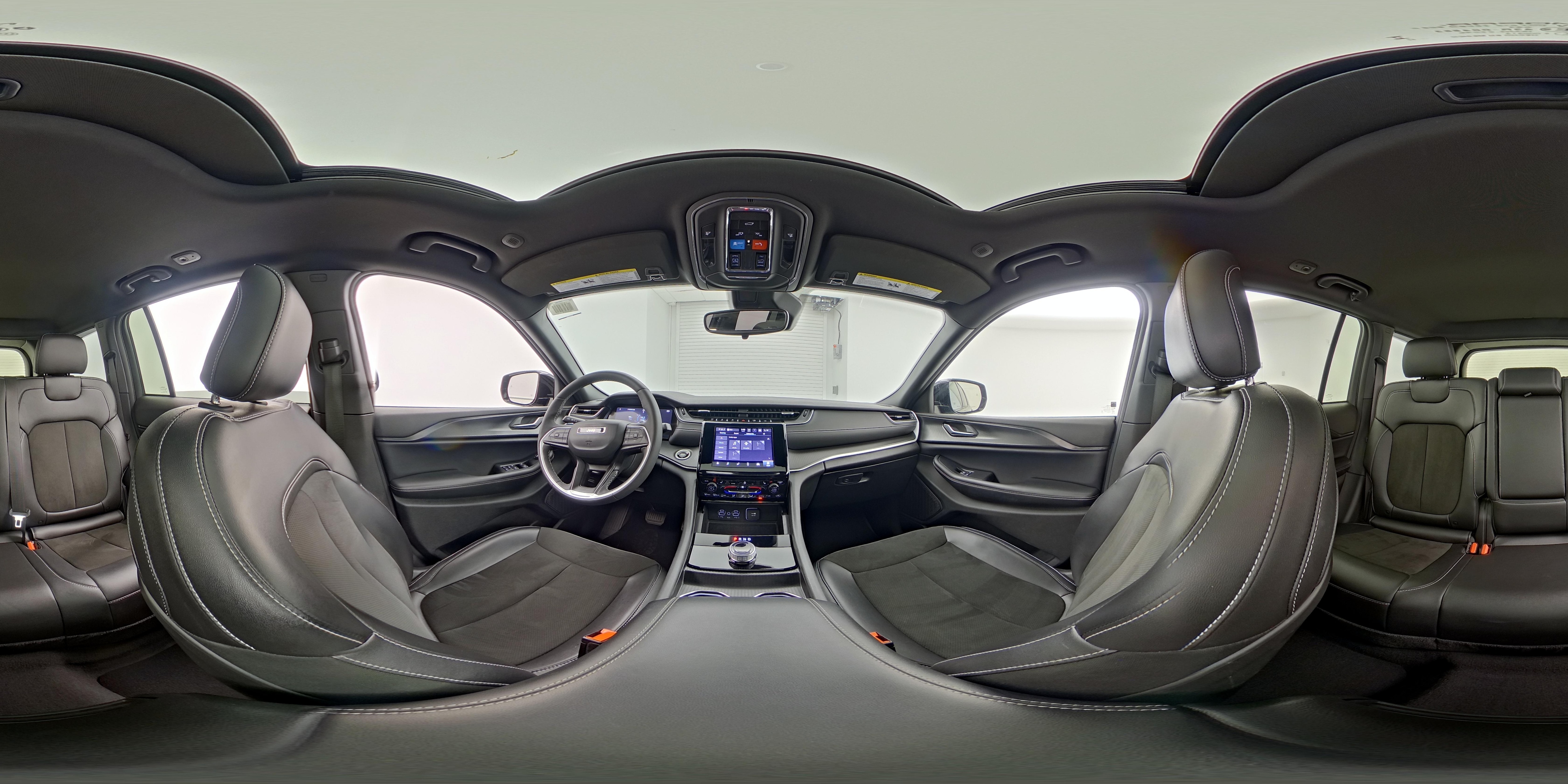 2023 Jeep Grand Cherokee Altitude - Photo 25