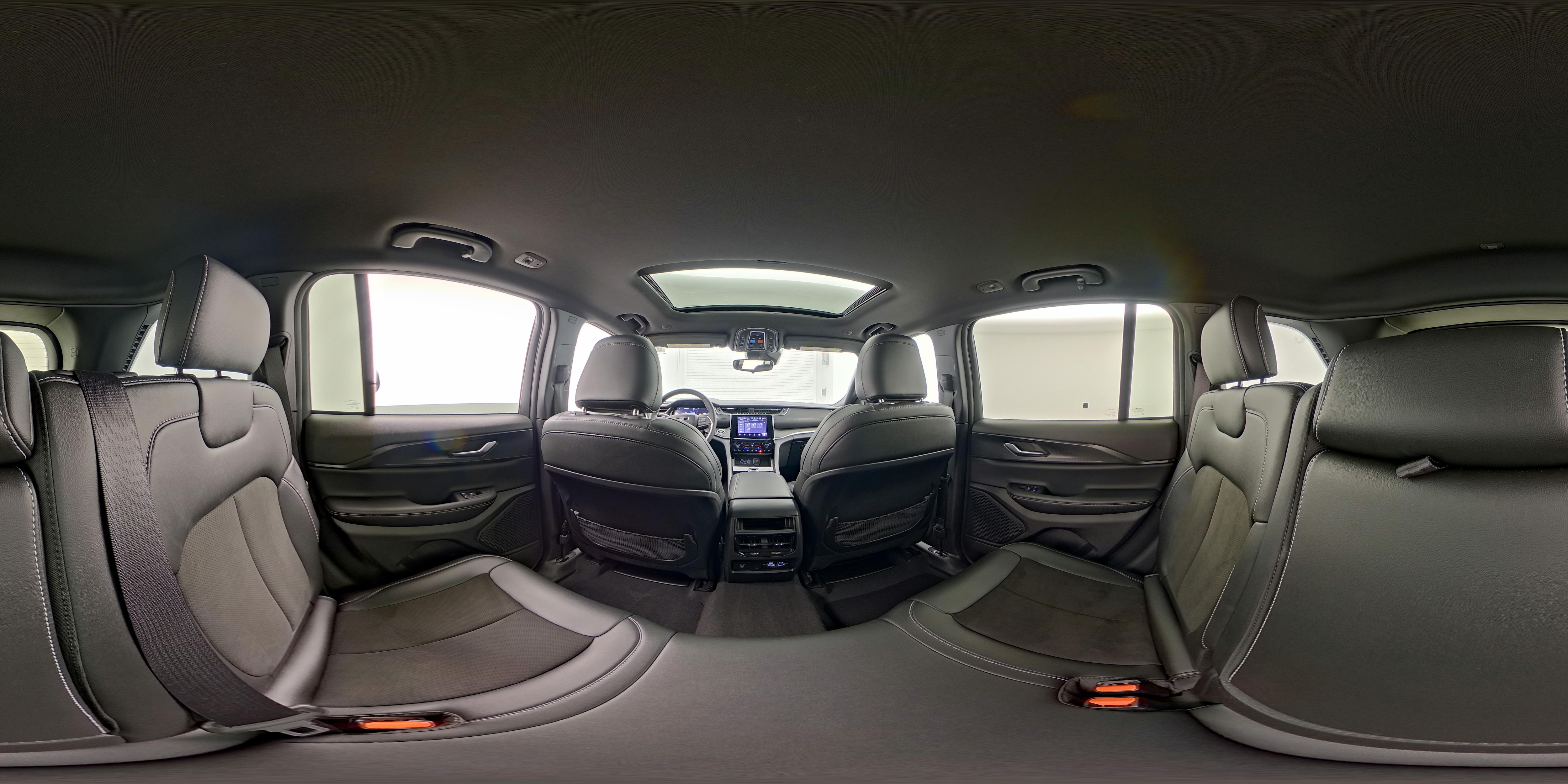 2023 Jeep Grand Cherokee Altitude - Photo 26
