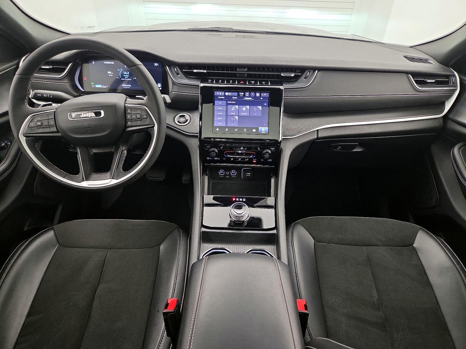 Apple CarPlay® & Android Auto™
