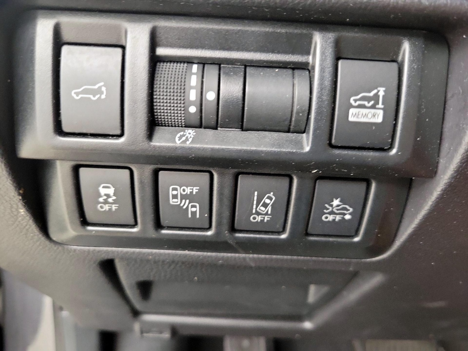 2019 Subaru Outback Limited - Photo 14