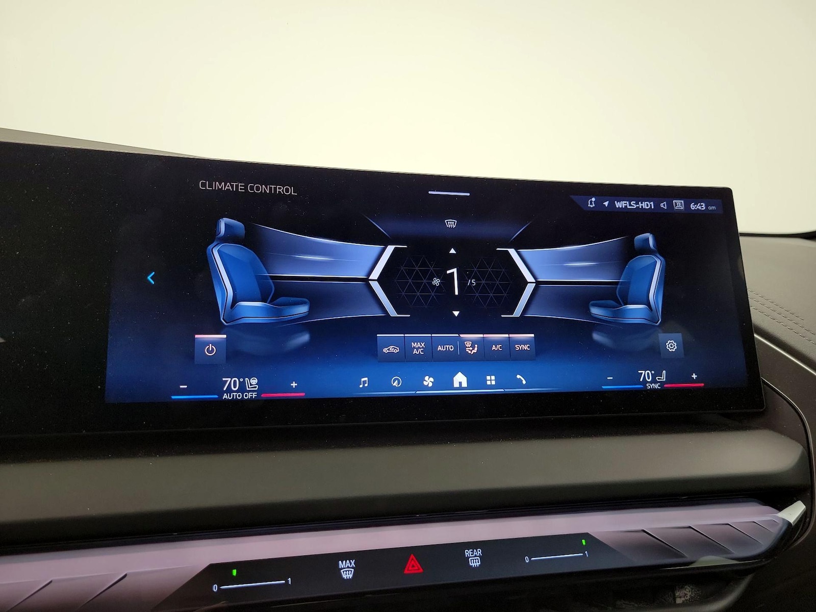 2026 BMW X3 30 - Photo 16