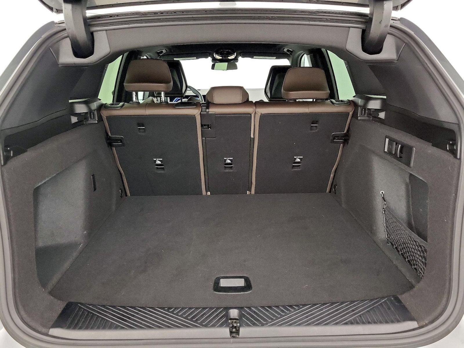 2026 BMW X3 30 - Photo 21