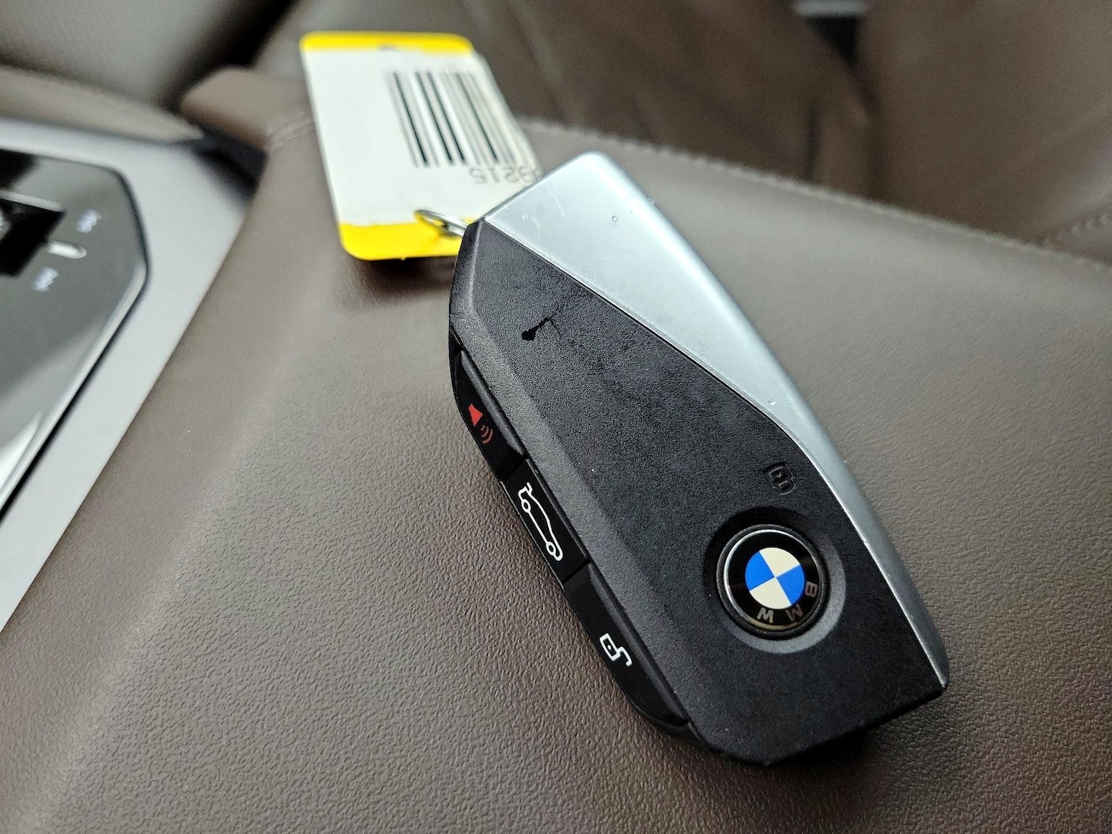 2026 BMW X3 30 - Photo 23