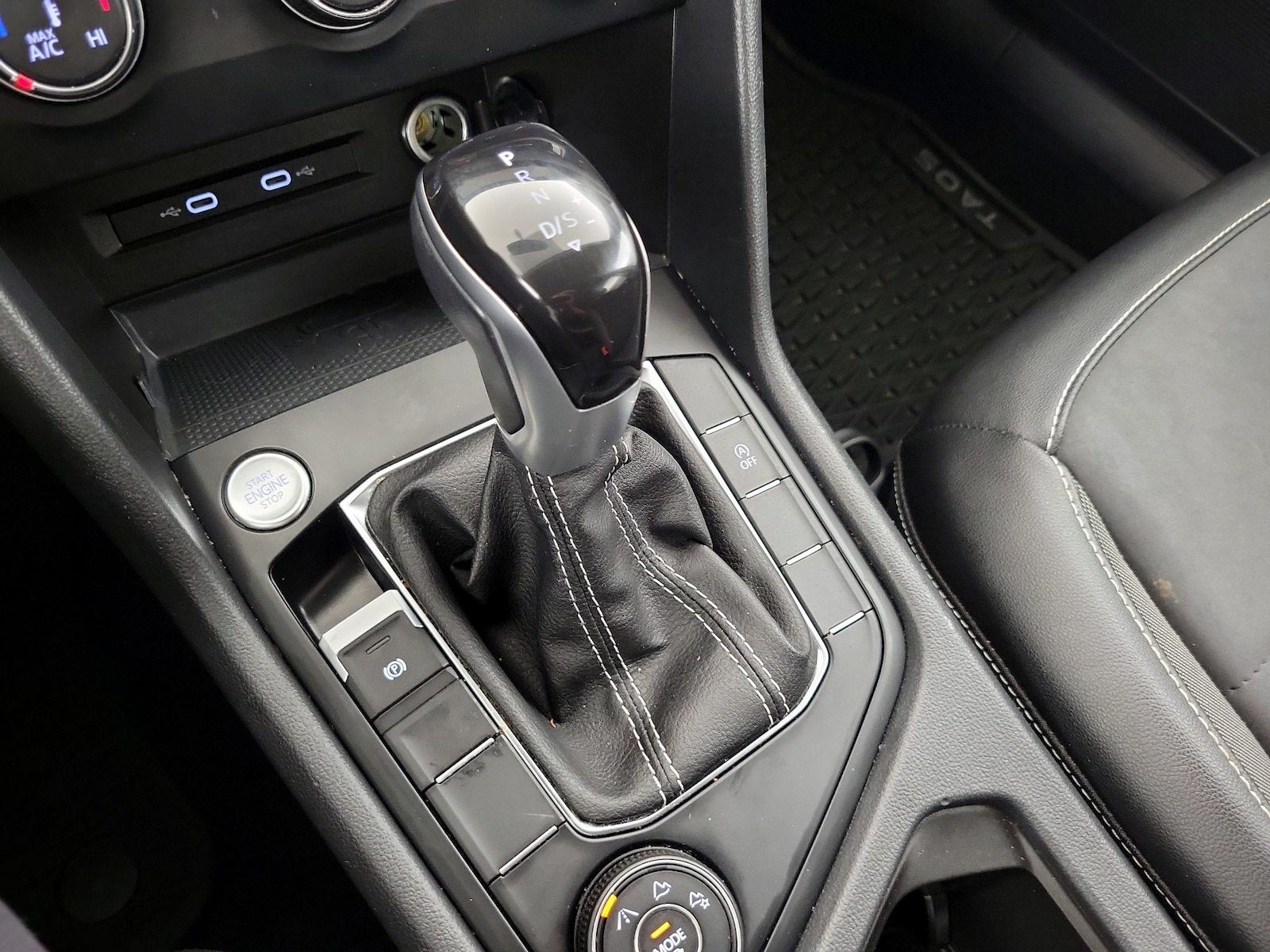 2022 Volkswagen Taos SE - Photo 18