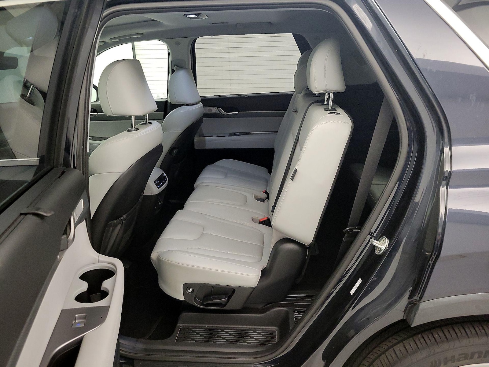 Rear Air Conditioning