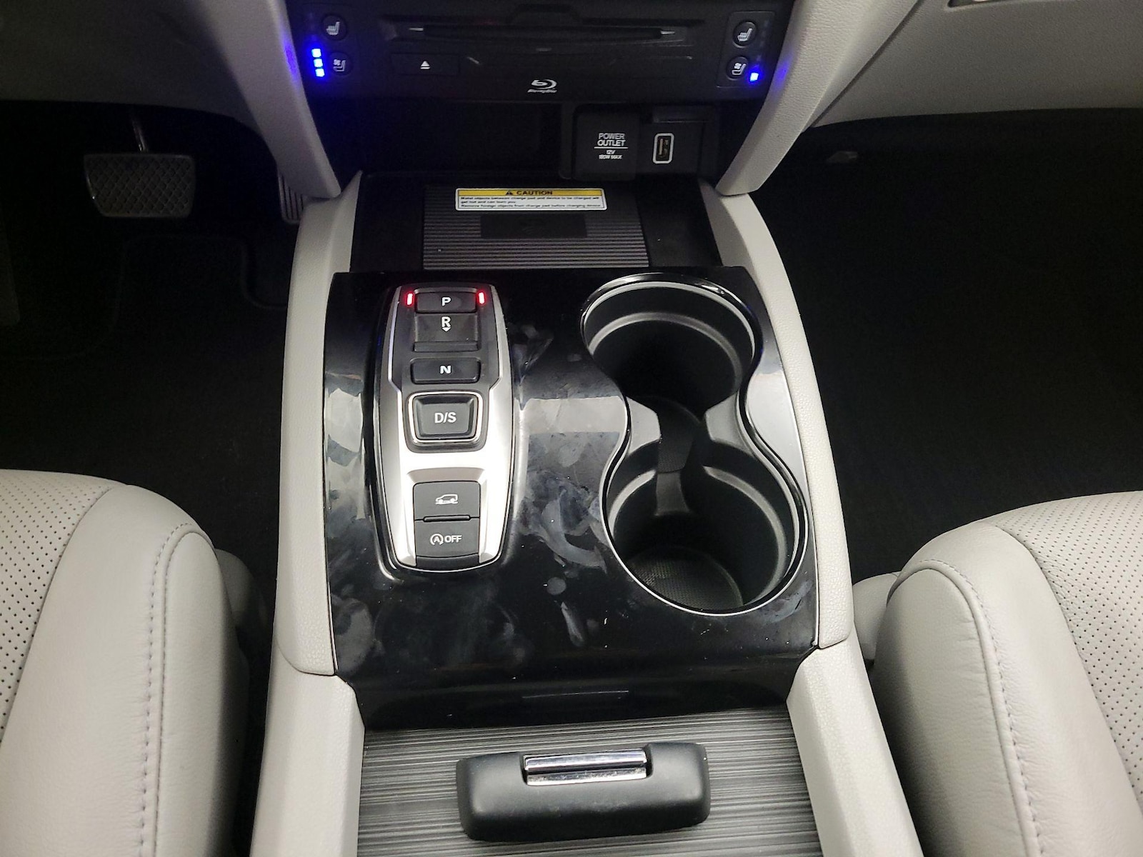 2022 Honda Pilot Elite - Photo 18