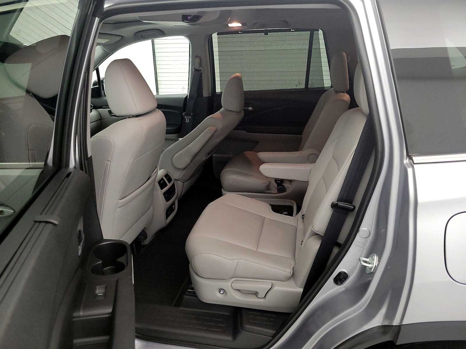Rear Air Conditioning